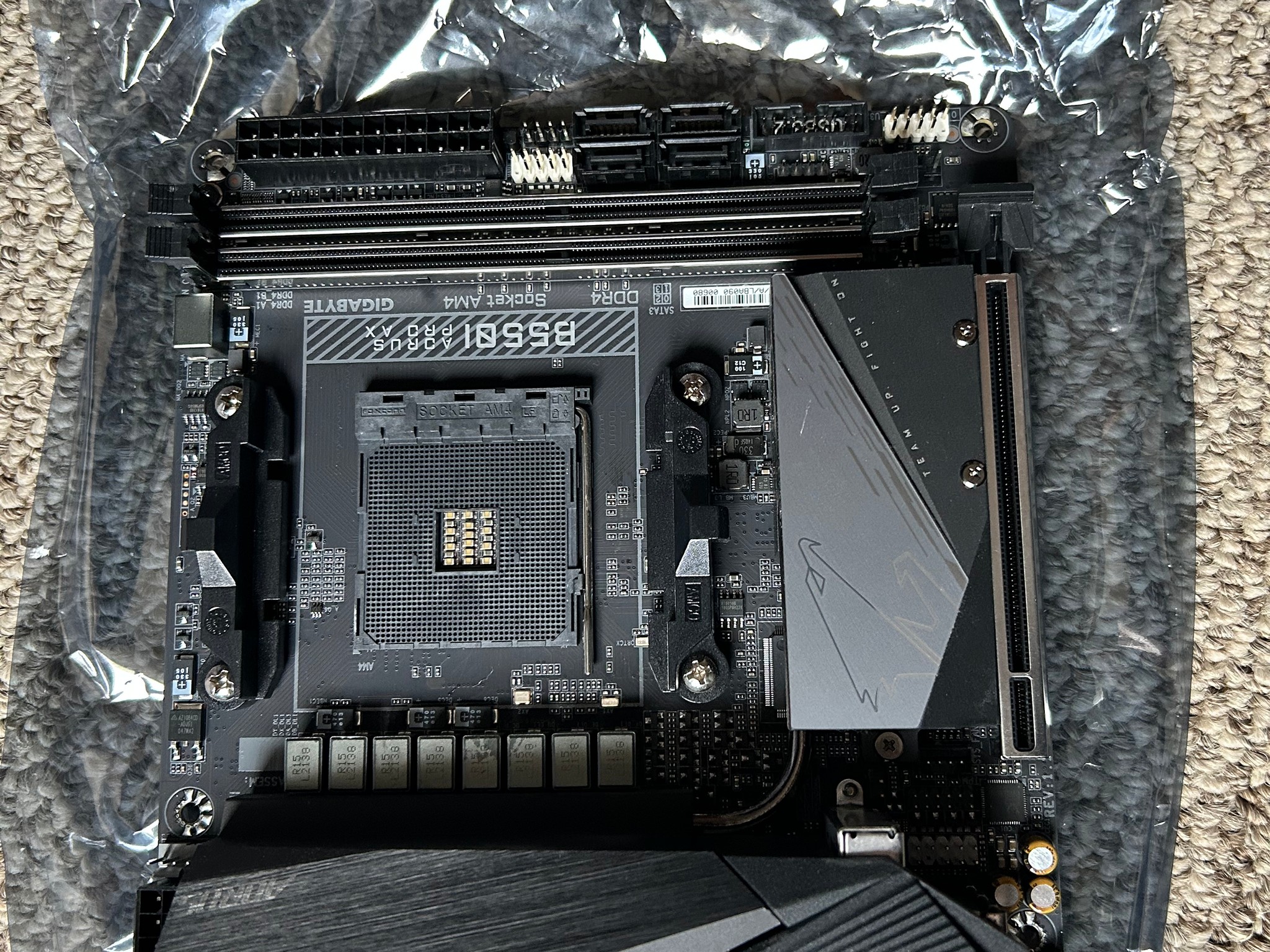Gigabyte Aorus B550I Pro AX Motherboard