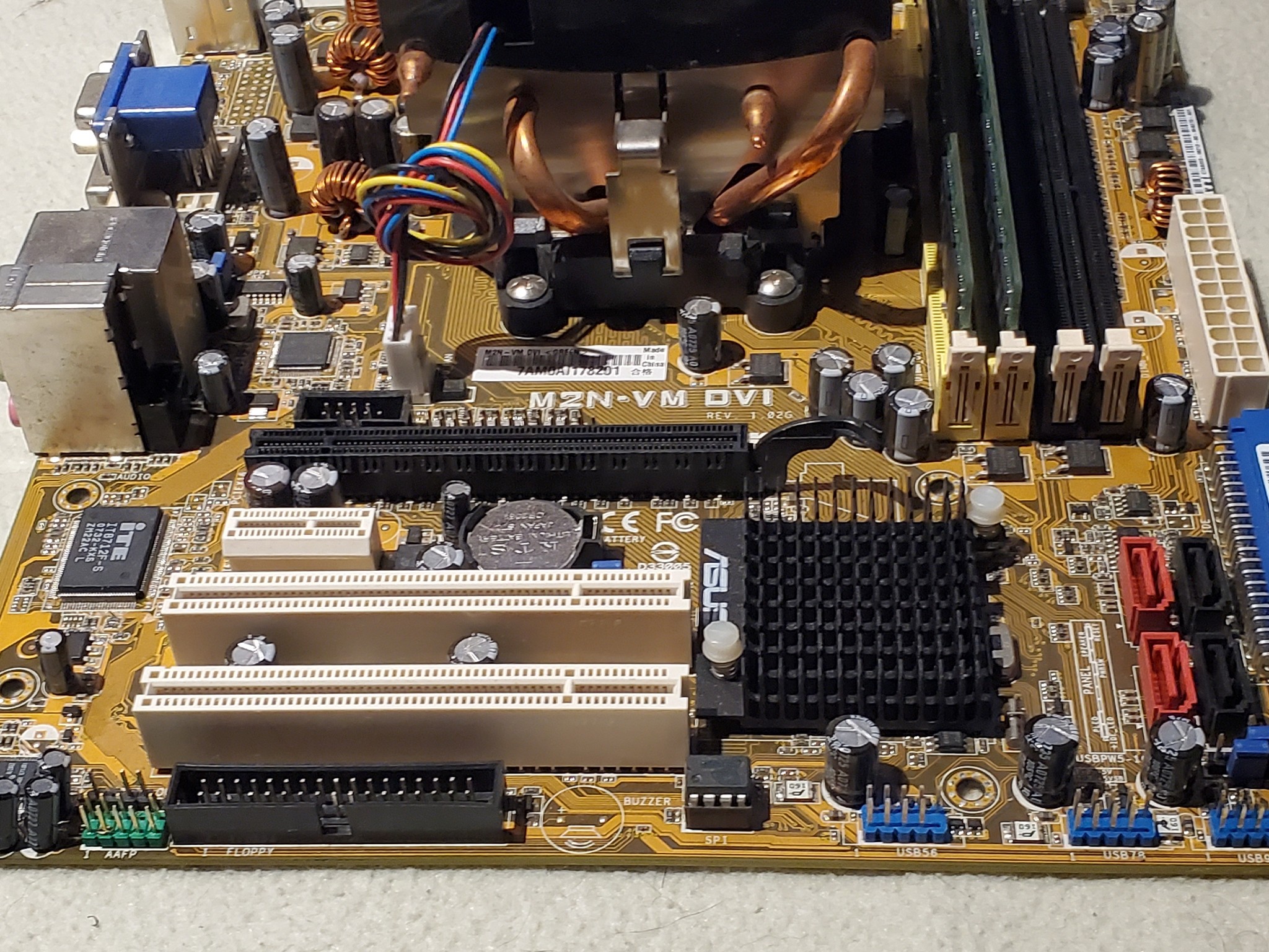 Asus M2N-VM DVI Motherboard | AMD Athlon x2 6000+ | 4GB Ram | Heatsink | I/O Shield |