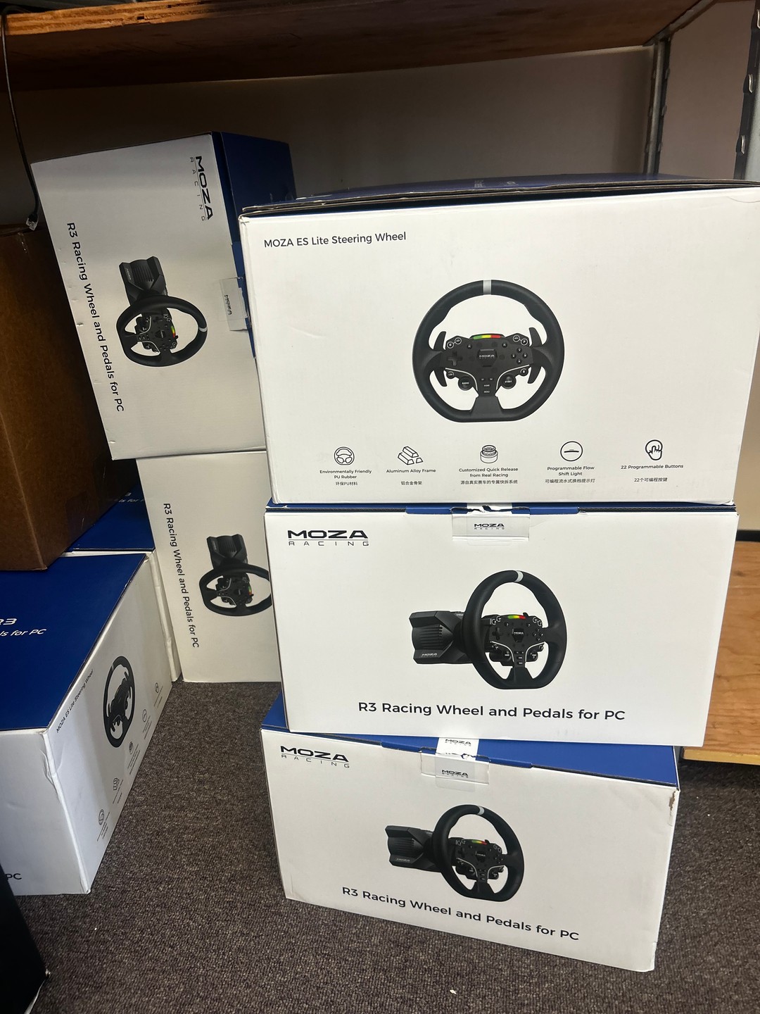 MOZA R3 Racing Wheel and Pedals for PC | Jawa