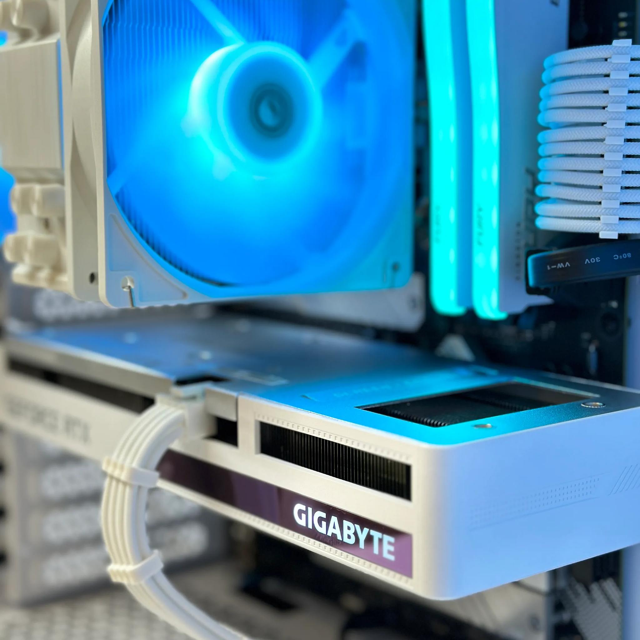 🌨️⚪Whiteout🌨️⚪-Gaming PC-Nvidia RTX 3060 12GB-AMD Ryzen 5 5500-16GB DDR4 -1TB NVME