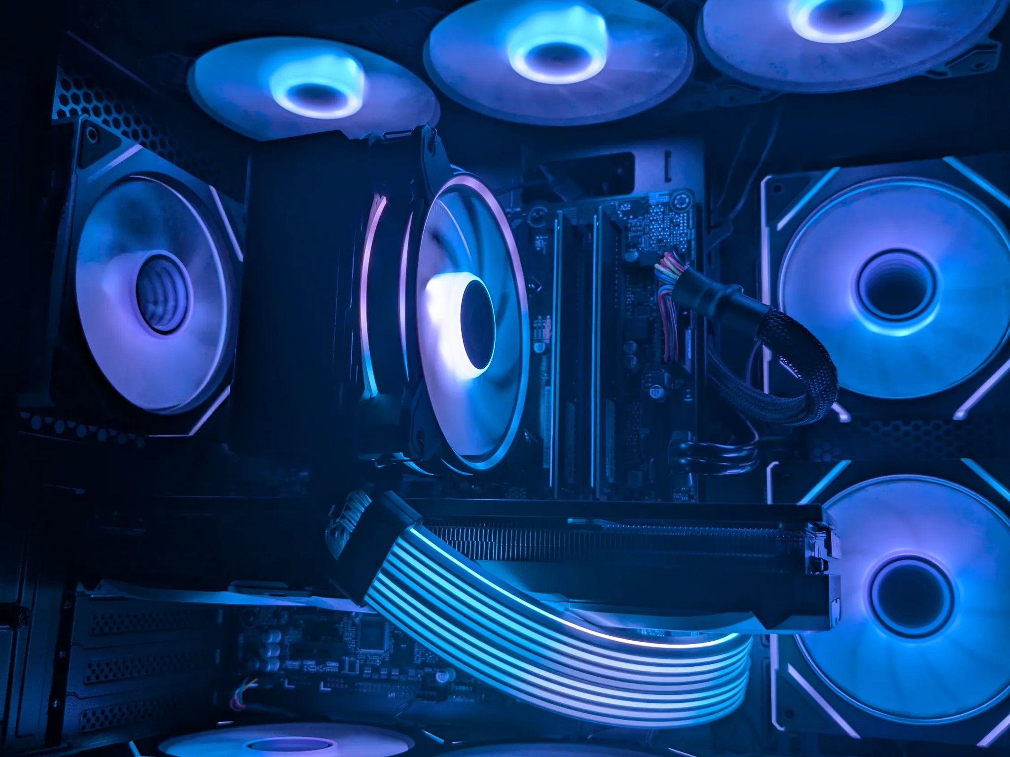 RGBEAUTY Fast 🎨 gaming PC sale! RTX 4060 TI! Windows activated! 🪟 ARGB FANS 🎨 240 FPS Ready ⬆️