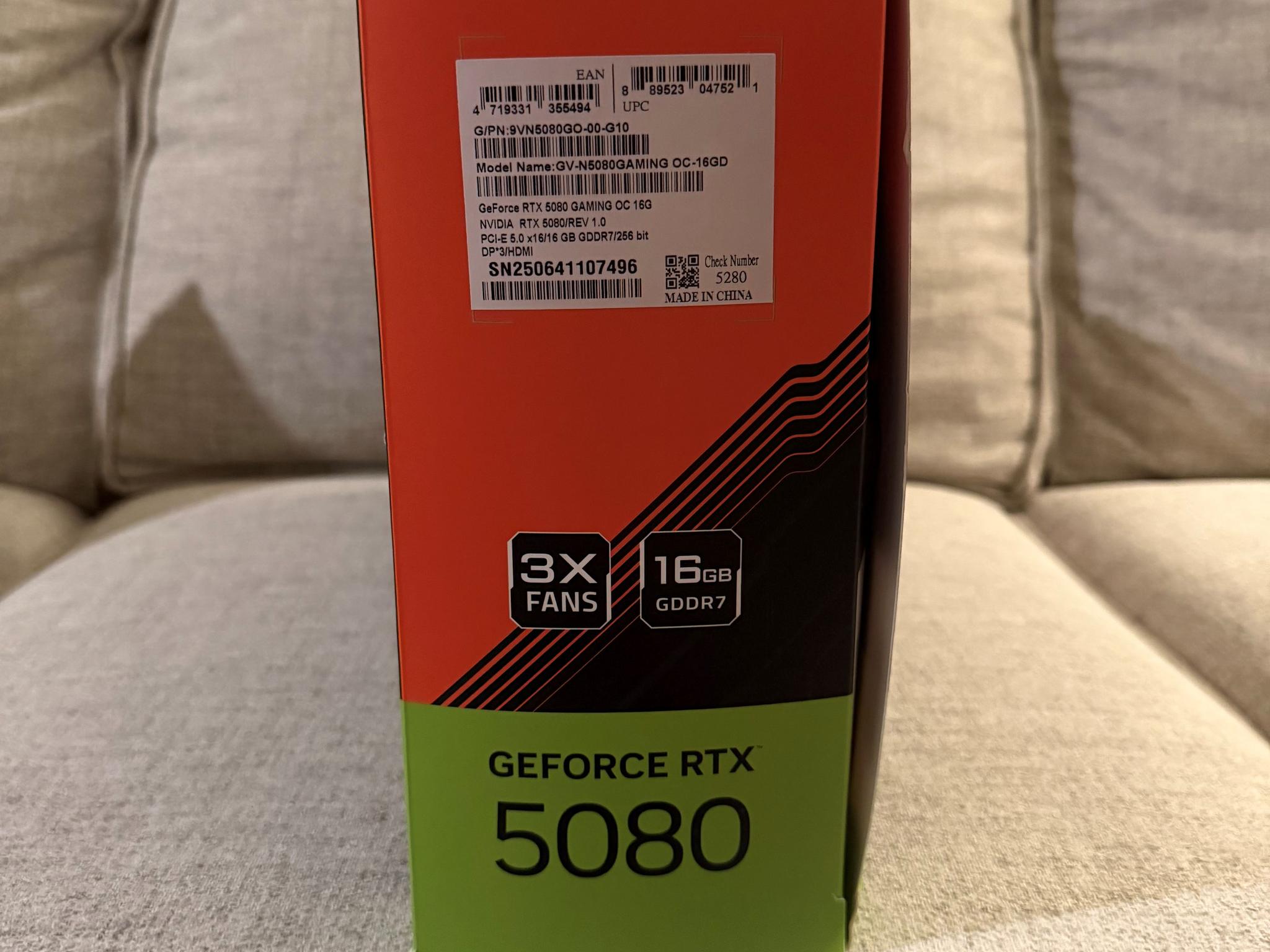 GIGABYTE GeForce RTX 5080 GAMING OC 16G