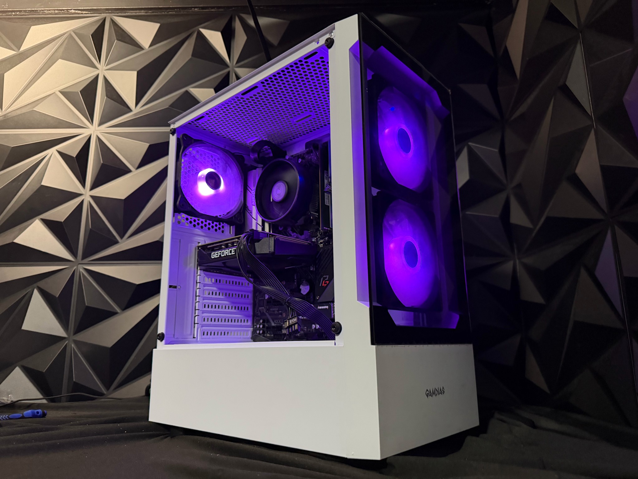 💸🎮 THE BUDGET BOOMER 🎮💸Ryzen 5 3600| GTX 1660 Super| 16 GB DDR4| 750 GB NVMe| 650W PSU
