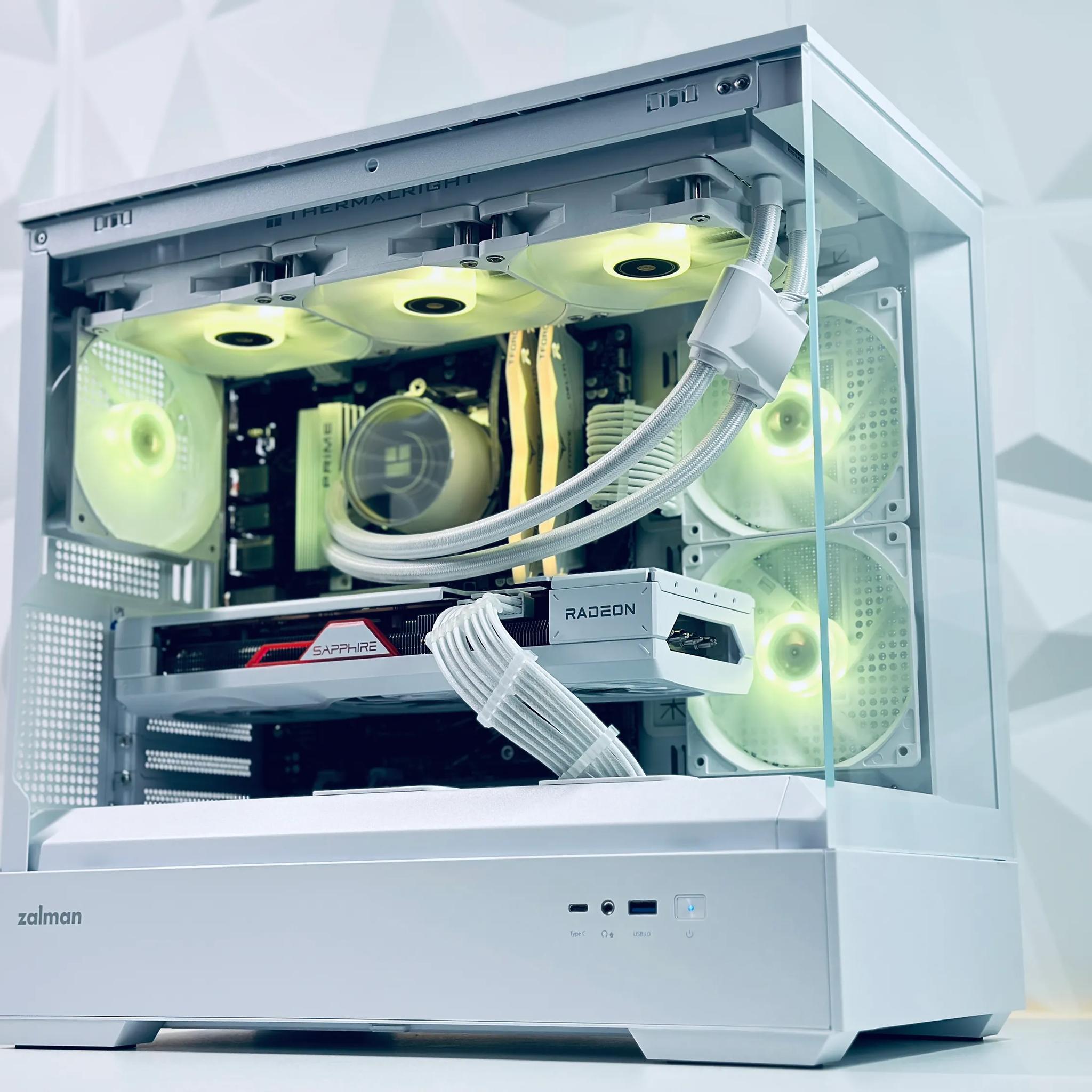 ✨🎁🎄🐻‍❄️ 🧊 Polar Bear  Gaming PC❄️AMD RX 7800 XT 16GB❄️AMD Ryzen 7 7700