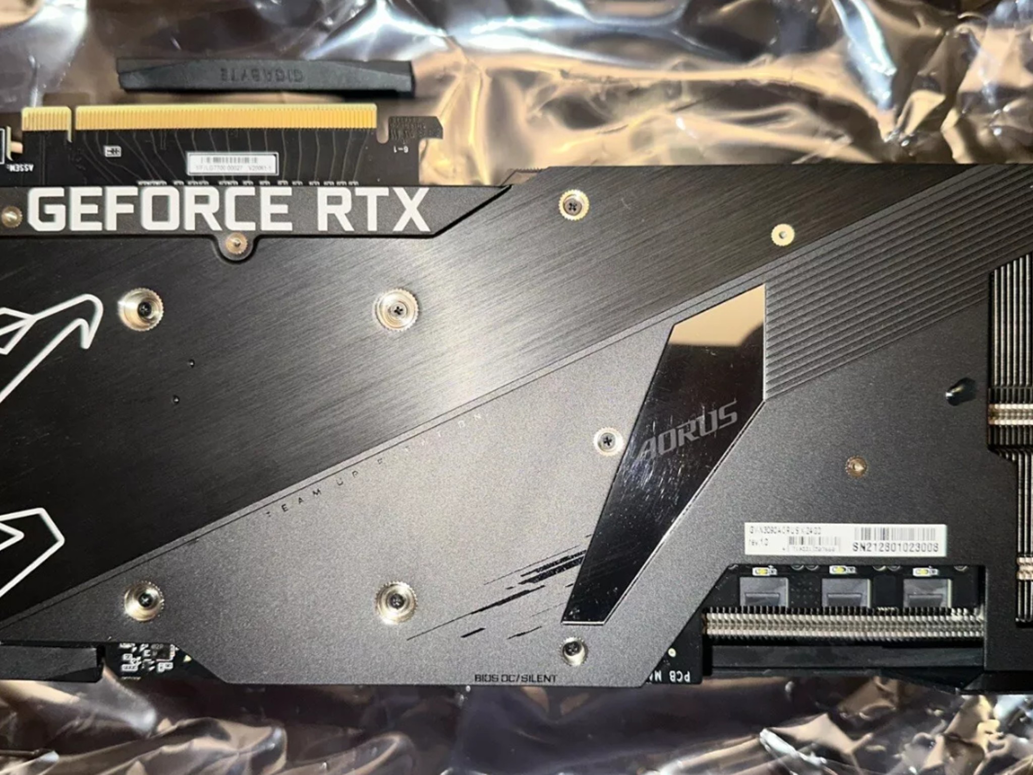 AORUS XTREME 3090 24GB: 🚀 Unmatched Performance for Next-Level Gaming 🎮