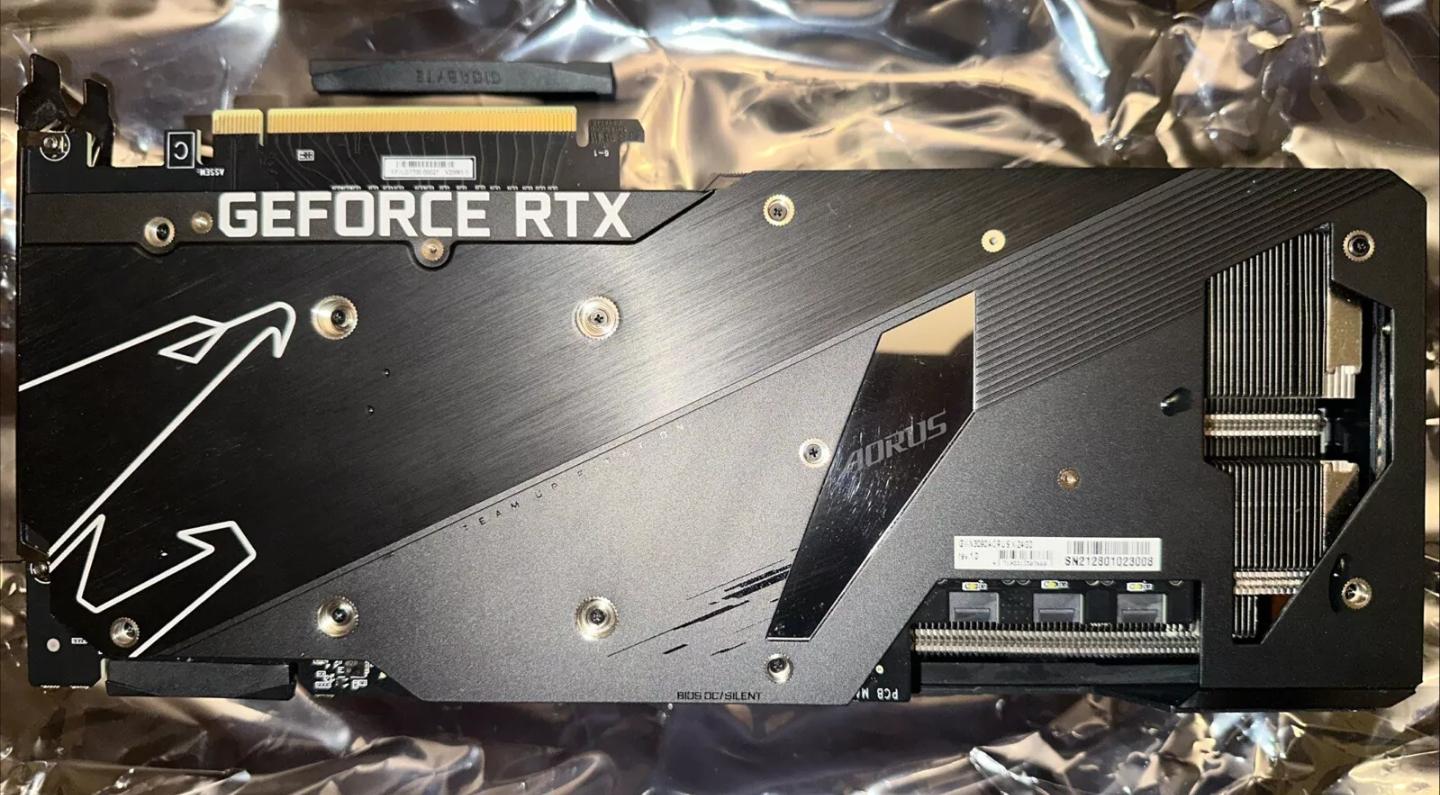 AORUS XTREME 3090 24GB: 🚀 Unmatched Performance for Next-Level Gaming 🎮