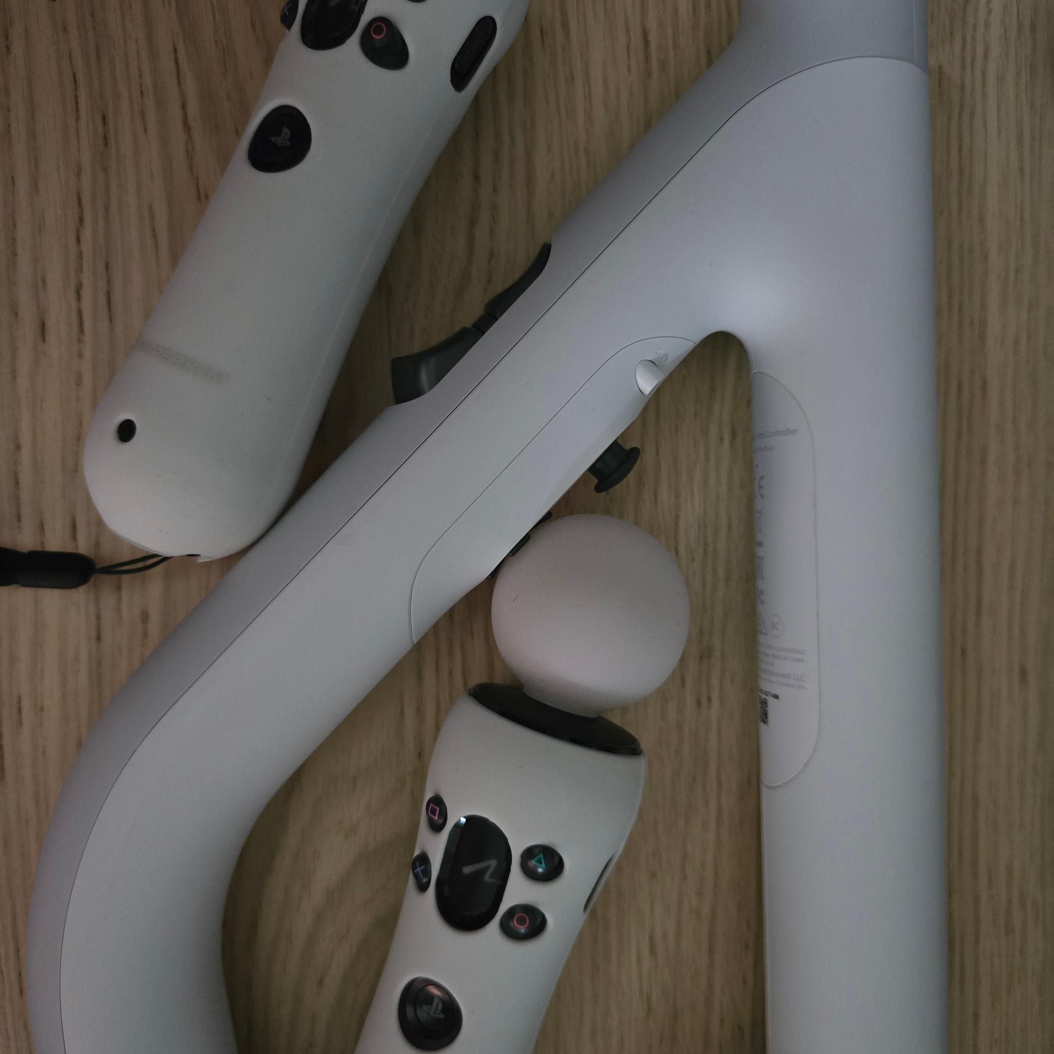 PlayStation Aim VR w/Move Motion controllers - Like New - Lightly Used