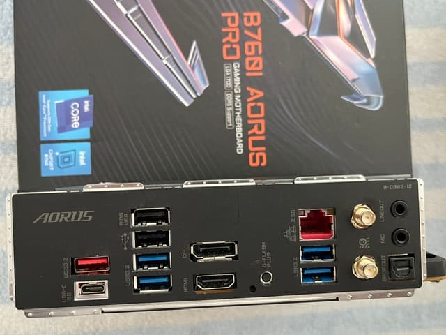 GIGABYTE B760I AORUS PRO