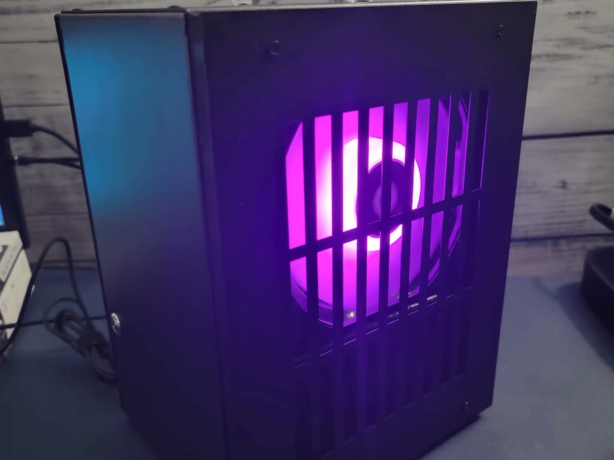 Lil' Slugger: (R5 3600 + RTX 3060) Custom SFF ITX Gaming PC