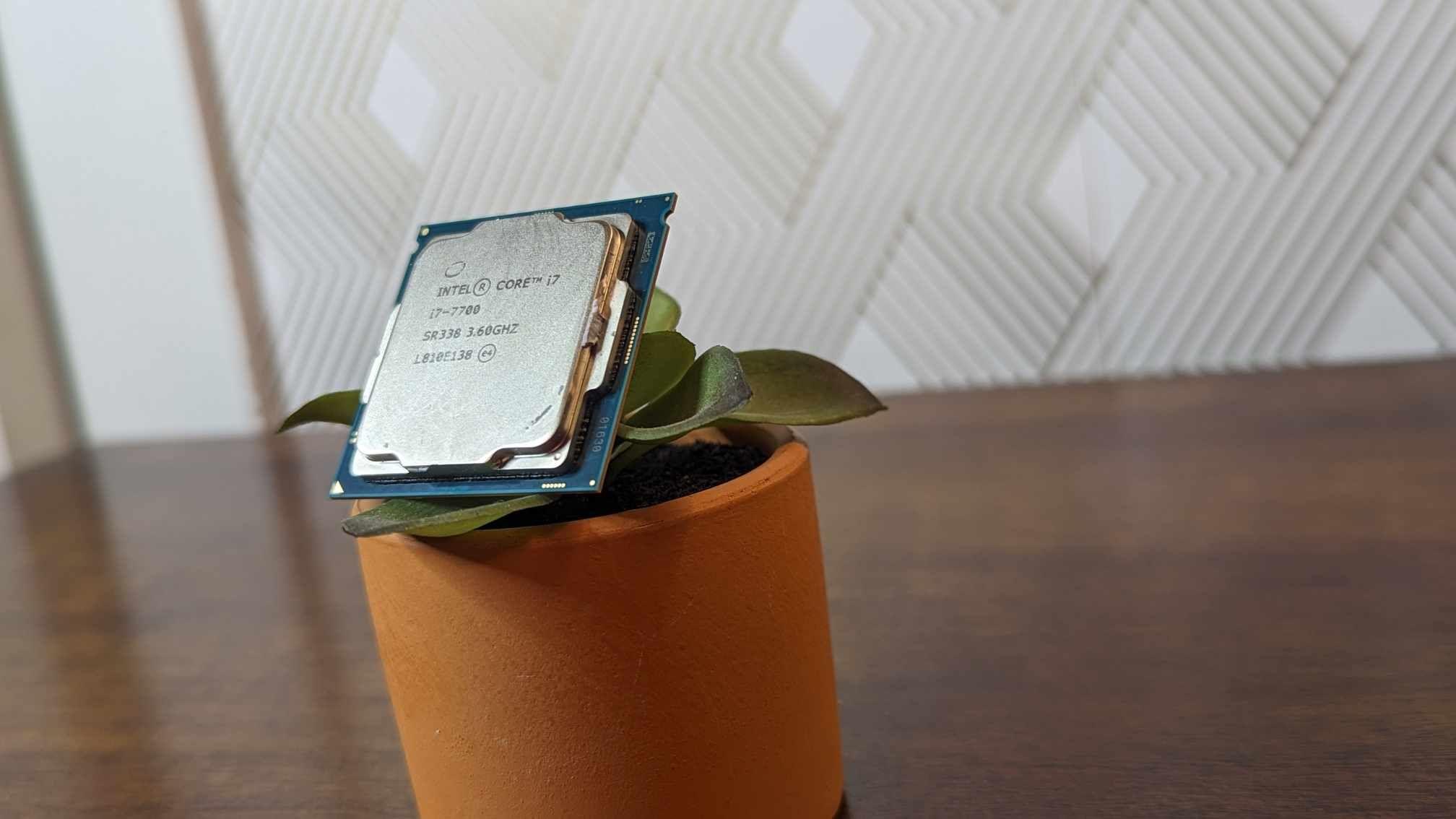 Intel Core i7-7700 - 4 Core/8Thread - LGA1151 Socket - Intel 100/200 Chipset - Tested working!