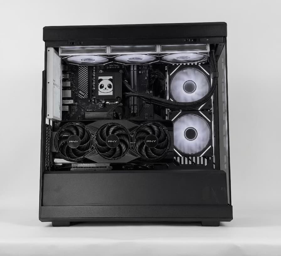 🔥🔥DUAL SCREEN|RTX 5070 Ryzen 5 7600X, 32GB 6400MHZ DDR5 RAM, 2TB NVMe SSD🔥🔥