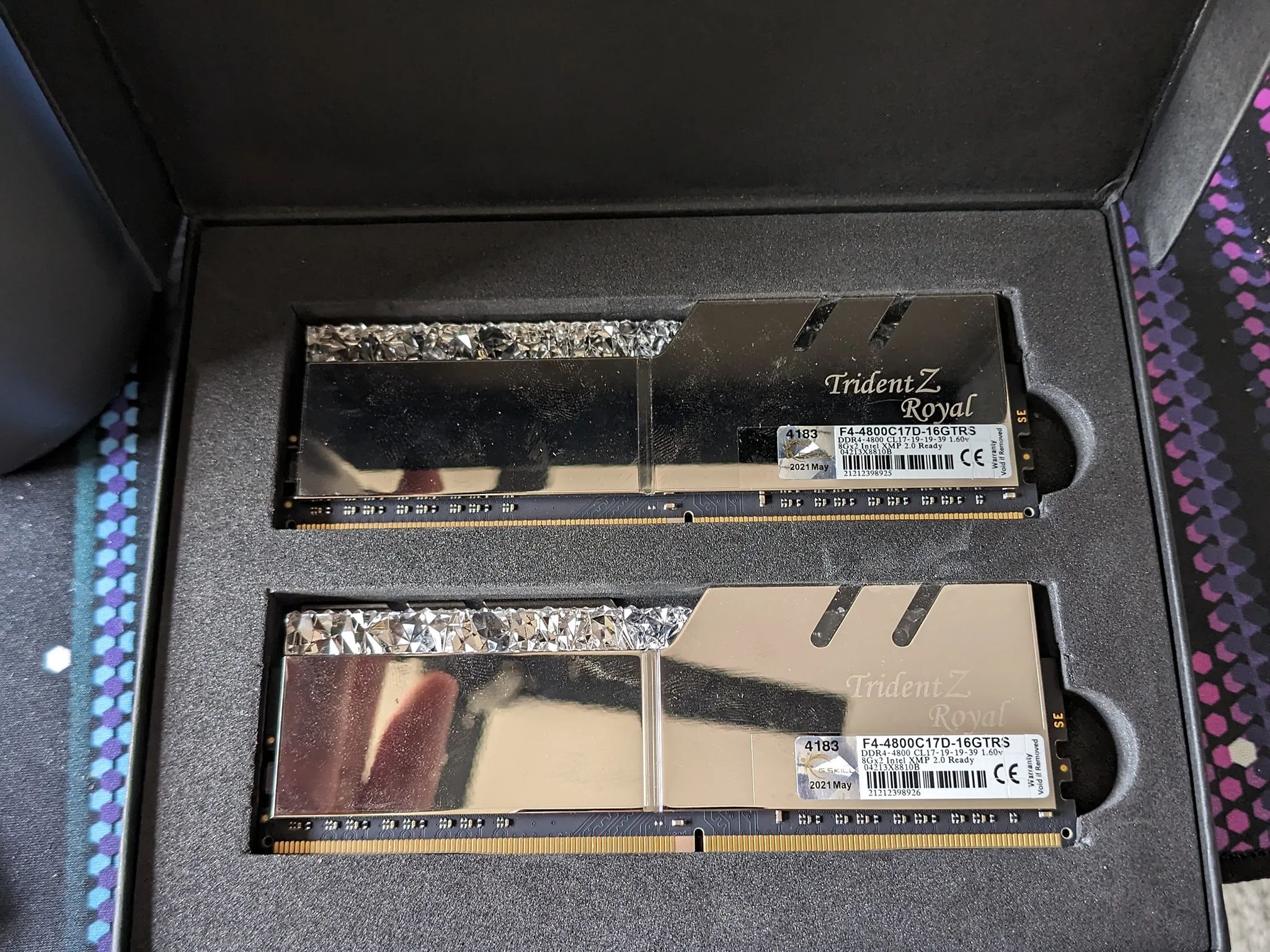 F4-4800C17-16GTRS