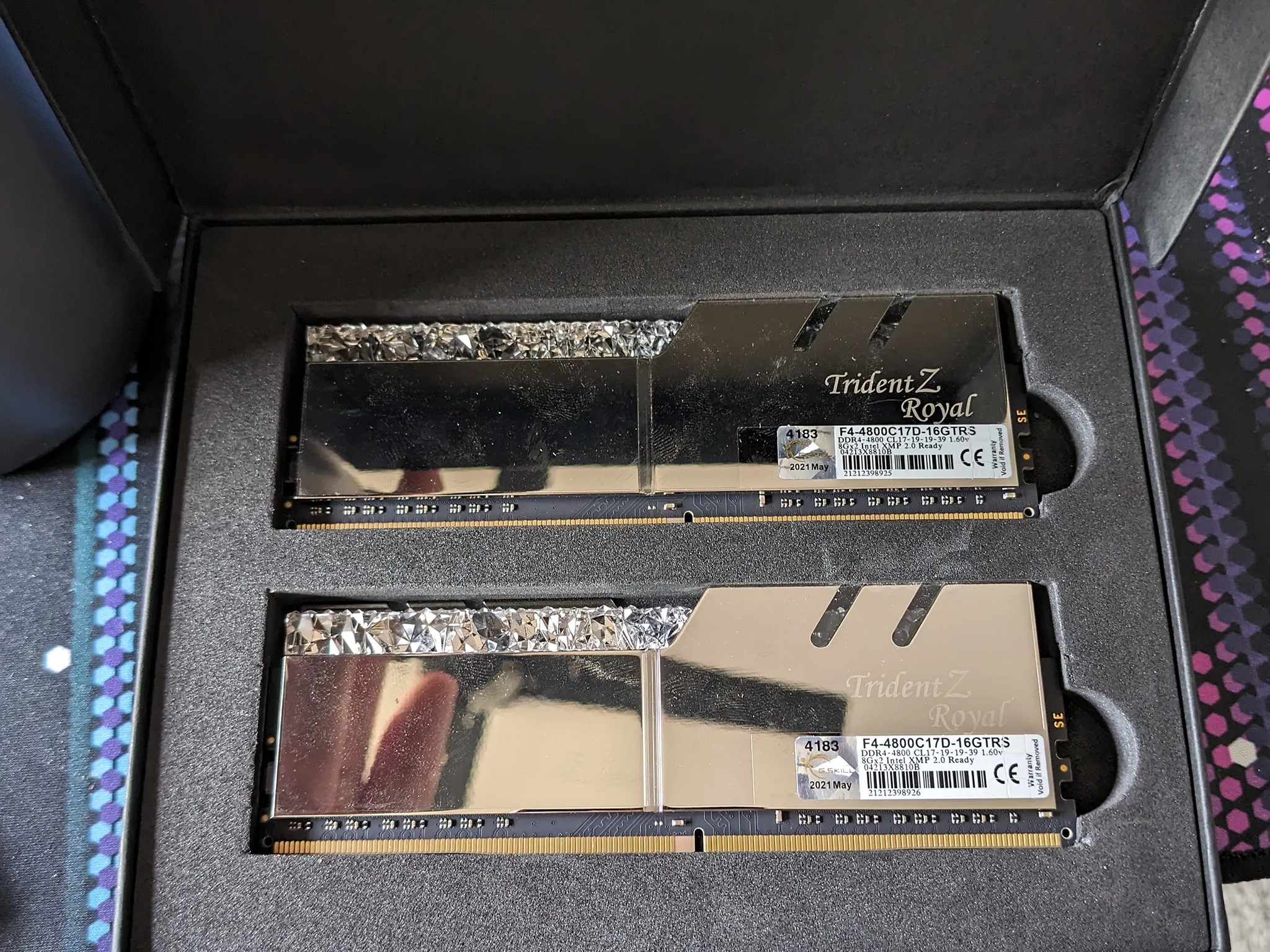 F4-4800C17-16GTRS