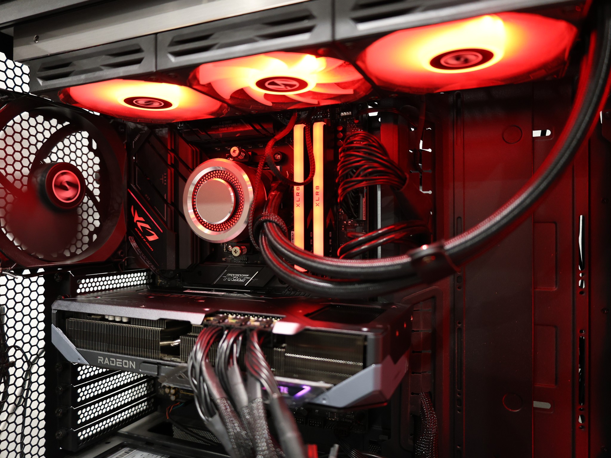 7800X3D | Gigabyte 9070XT | 32GB | 2TB | 1440P/4K Build