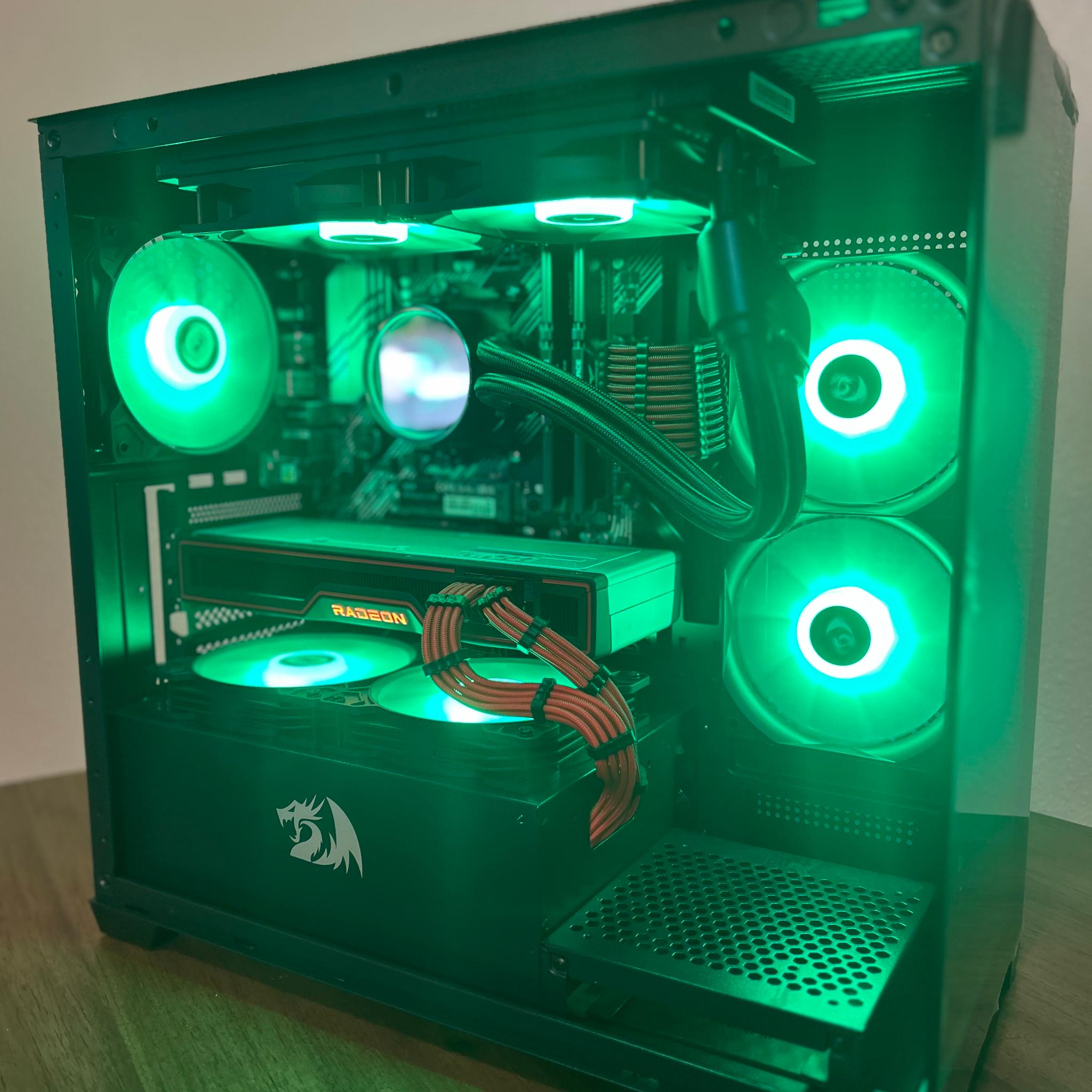 AMD Radeon 6700XT 12GB Ryzen 5 5600 16GB RAM 1TB m.2 SSD ARGB gaming beast