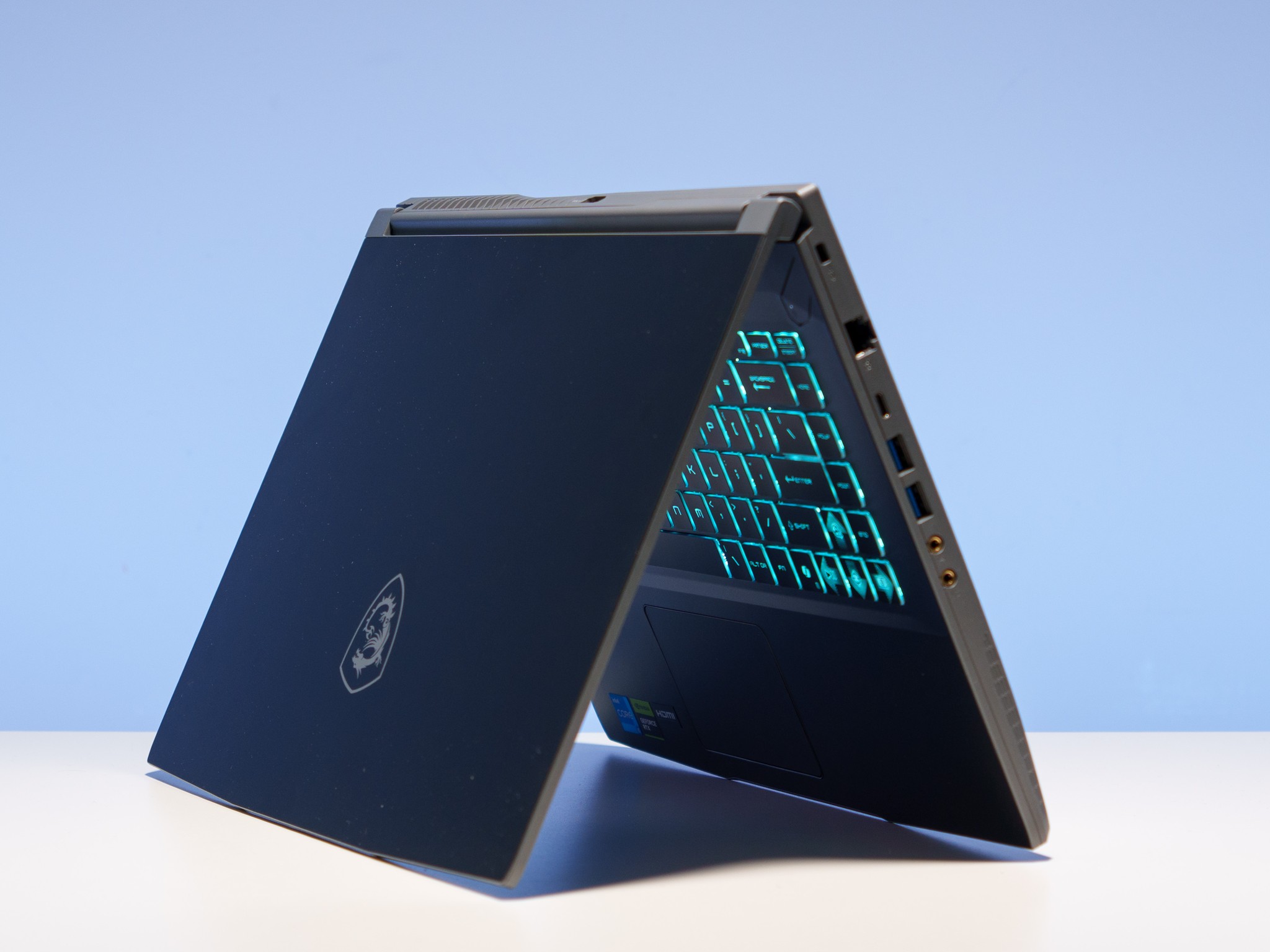 MSI Thin 15 | Budget 144Hz Gaming Laptop | i5-13420H | RTX 4050