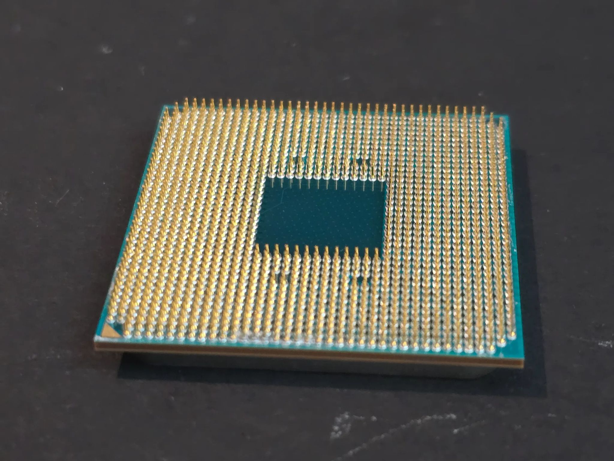 b450-i gaming/ Ryzen 5 2600/ Corsair vengeance 16gb 3000 mhz/ AMD cooler