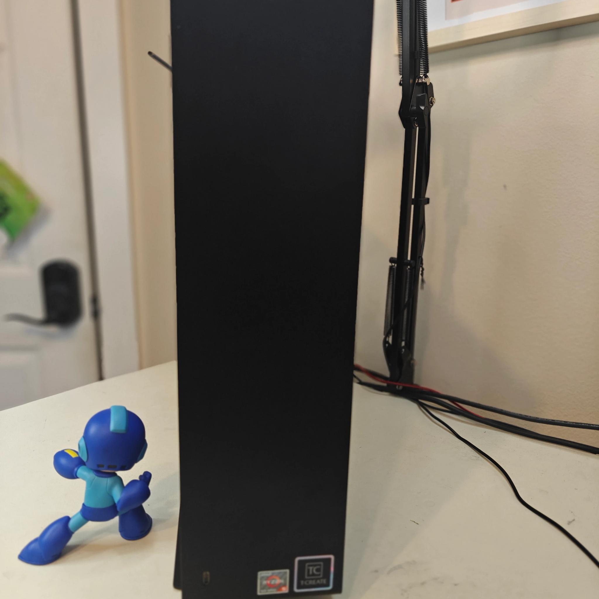 *RARE* Living Room SFF Case 🛋️🎮 | Ryzen 7600 | Radeon 6800 | 32GB DDR5 | 1TB NVMe SSD