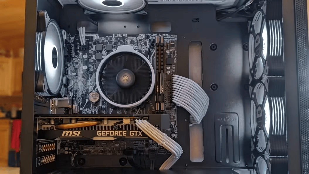 Diamond💎/ Nvidia GTX 1660TI, R3 3100 Mid-Range Gaming PC