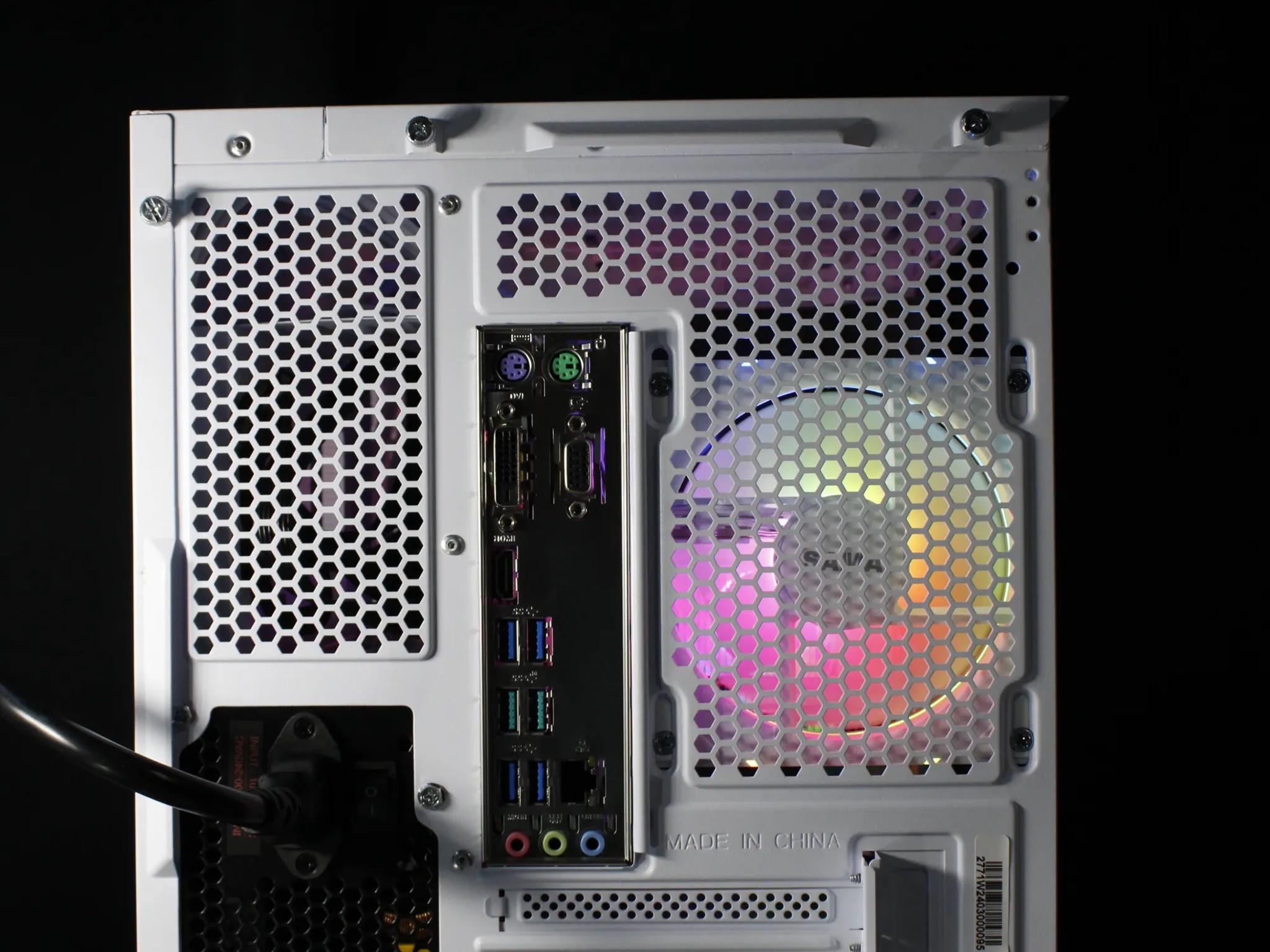 White Gaming PC [GTX 1660 TI][Ryzen 5 2600]