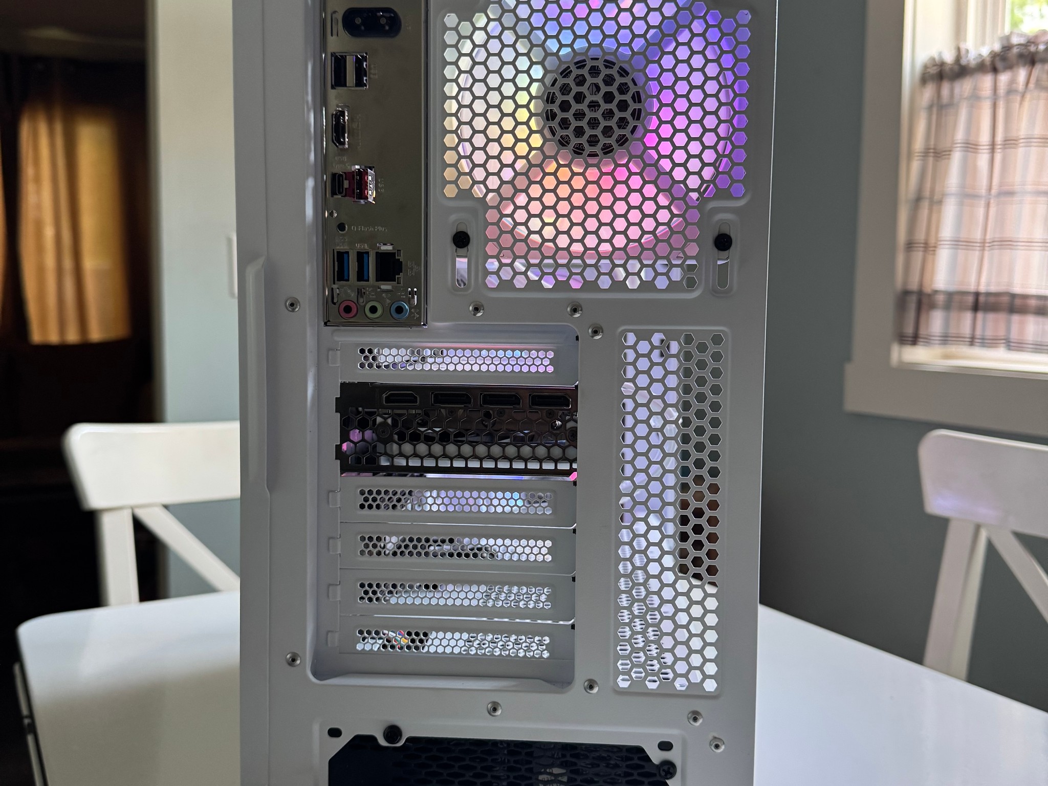 Infinity Frost | Custom Gaming PC | 3060 TI - R5 3600 - 16GB Ram - 512 Nvme