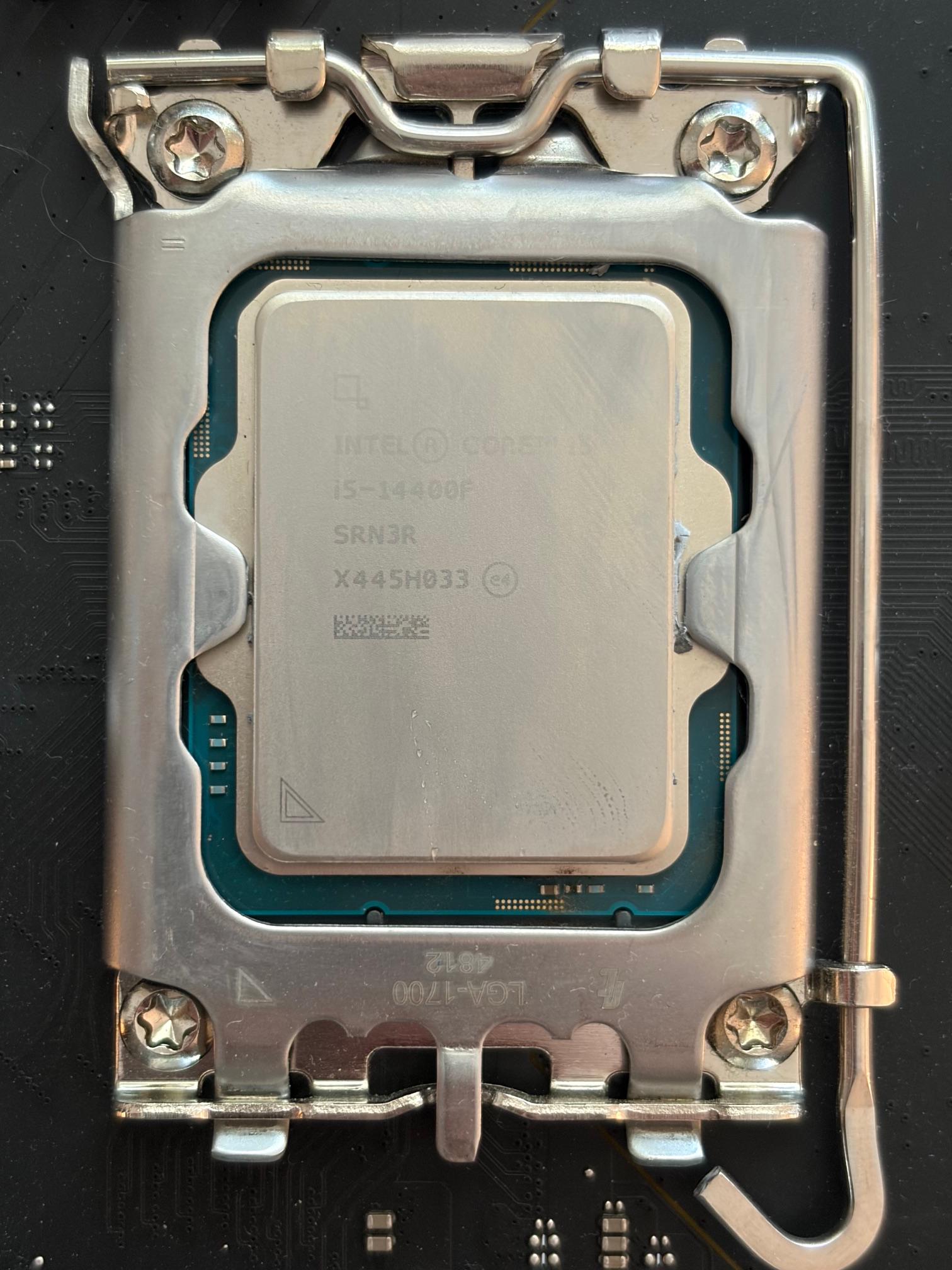 Intel Core i5 14400f + MSI B760 ATX Motherboard