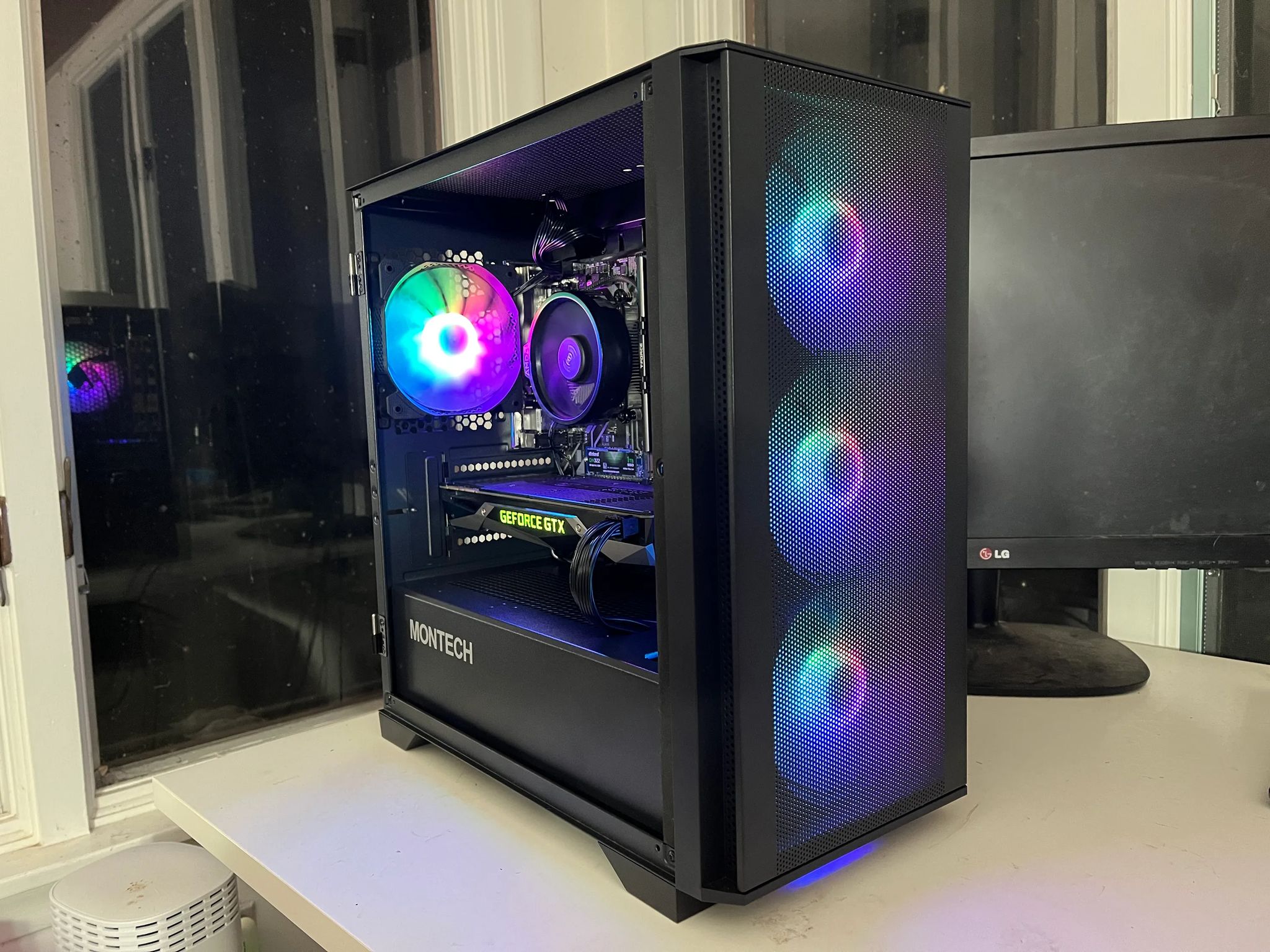 Budget Gaming PC | GTX 1070 | Ryzen 5 | WIFI | 1TB SSD | 16GB RAM | RGB