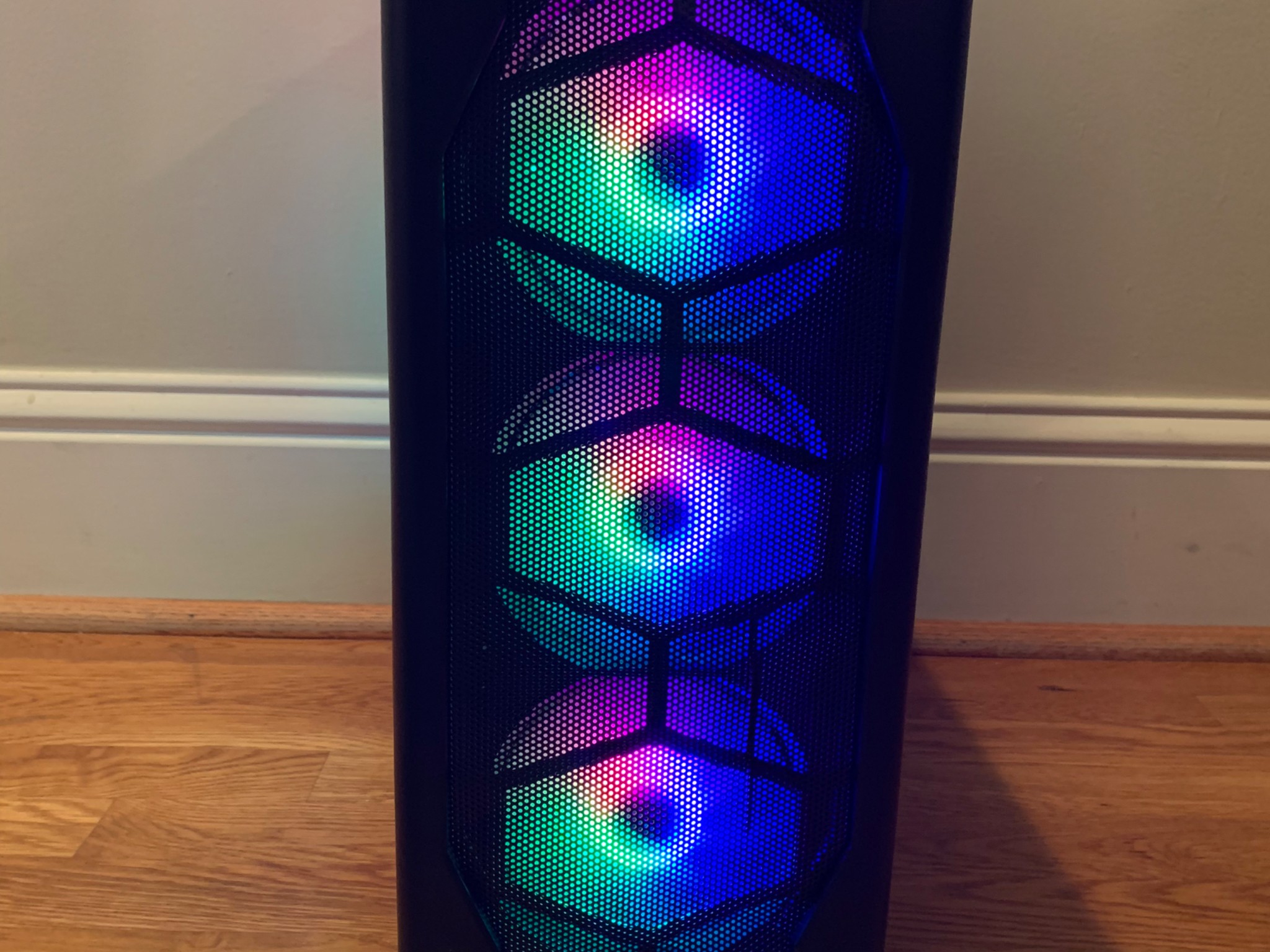 NEW i5 12600KF RX 7700 XT 12GB WI-FI STREAMING/GAMING PC 1TB SAMSUNG SSD 32GB 3200 MHZ RAM WINDOWS