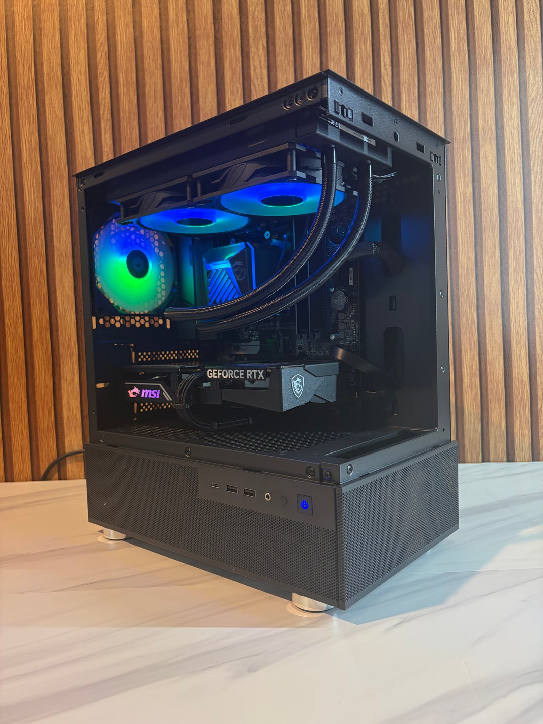 RTX 5060 | RYZEN 5 5500 | 16GB DDR4 | 500GB SSD | 240MM AIO | Jawa