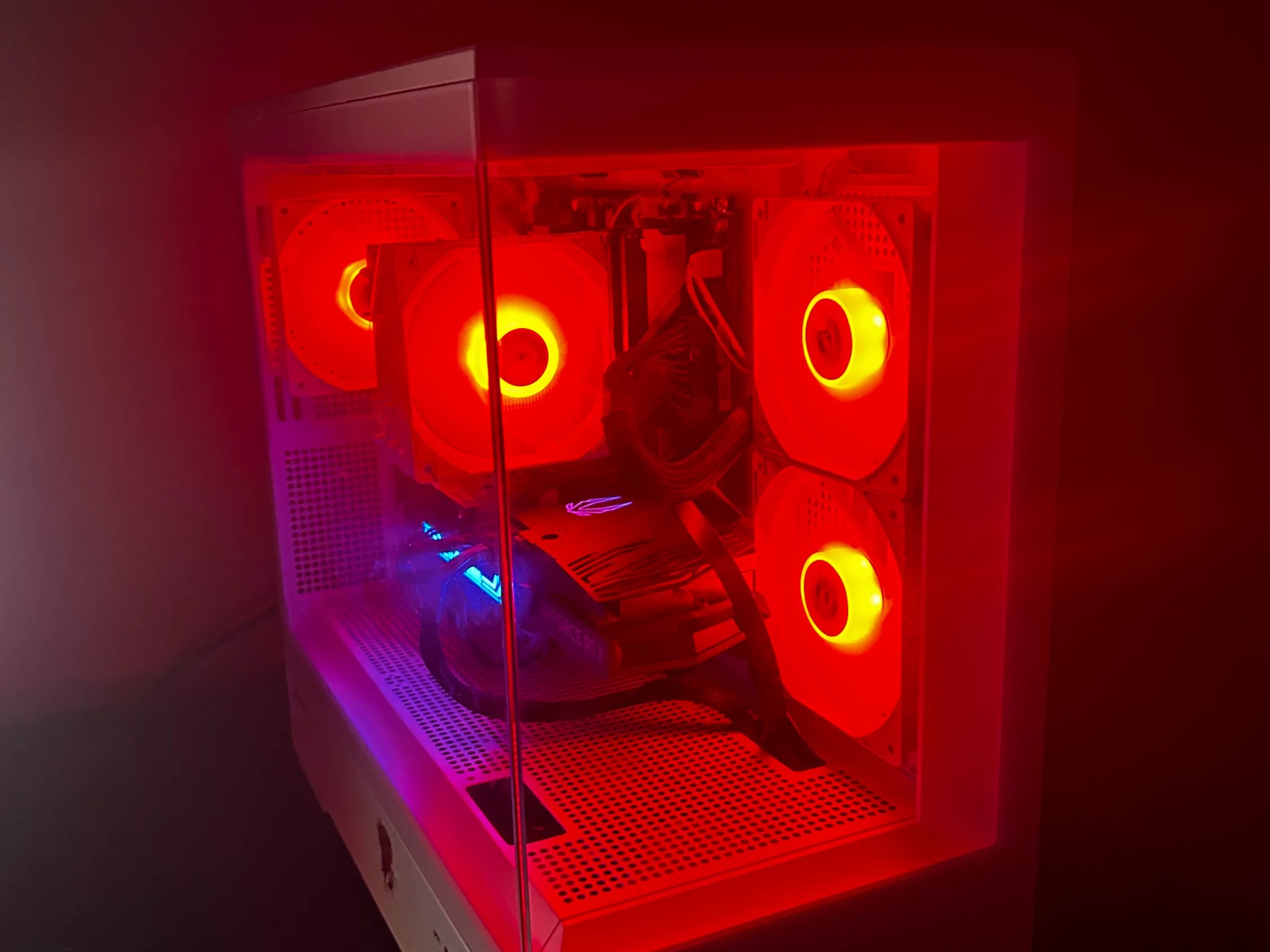 INSANE Ryzen 5 7600 | GIGABYTE B650M D3HP | GeForce RTX 3080 |  1TB M.2 SSD | CX750 80 Plus Bronze |