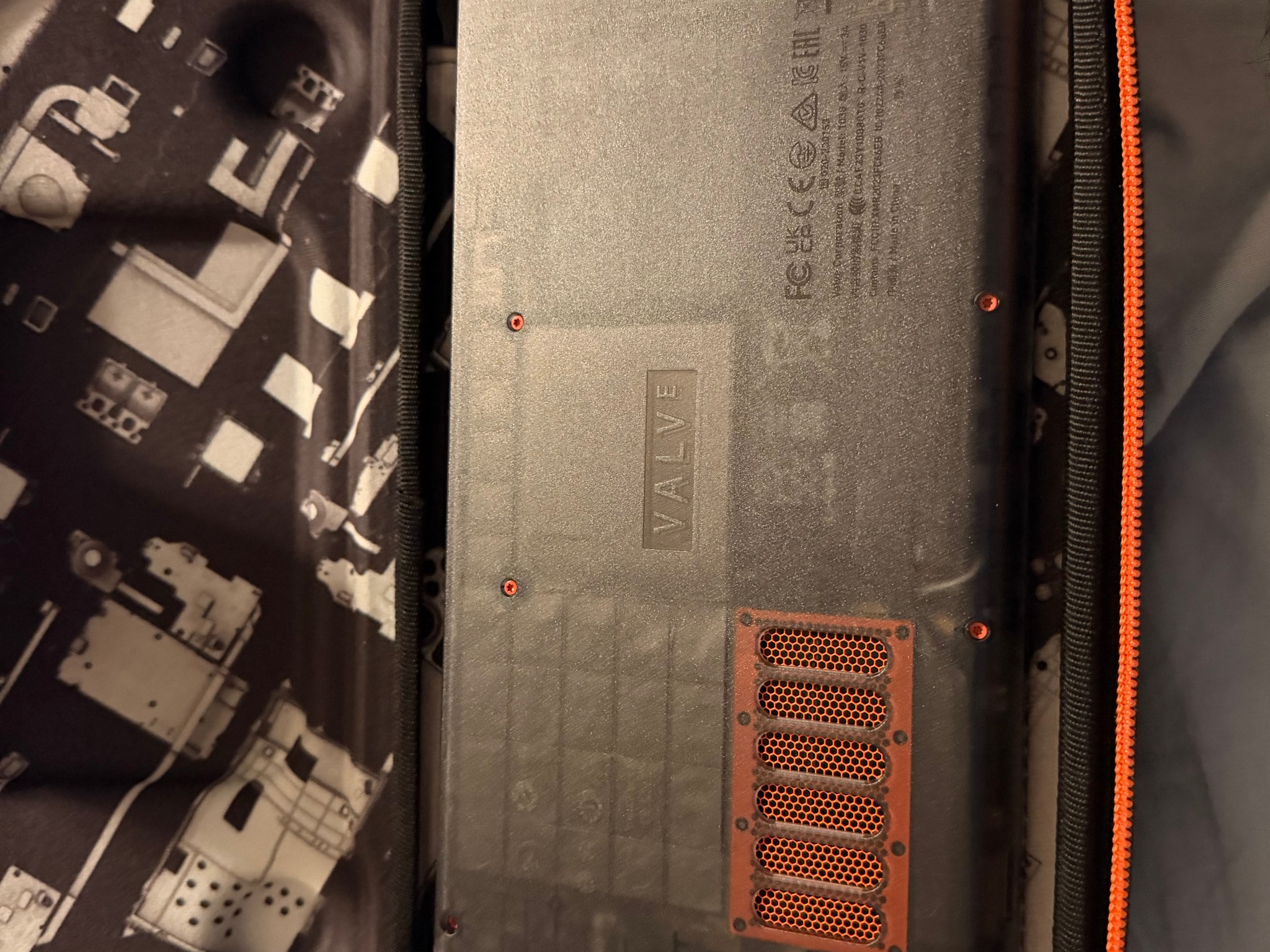 Steam Deck OLED 1tb Limited Edition w/ Dock and all accessories