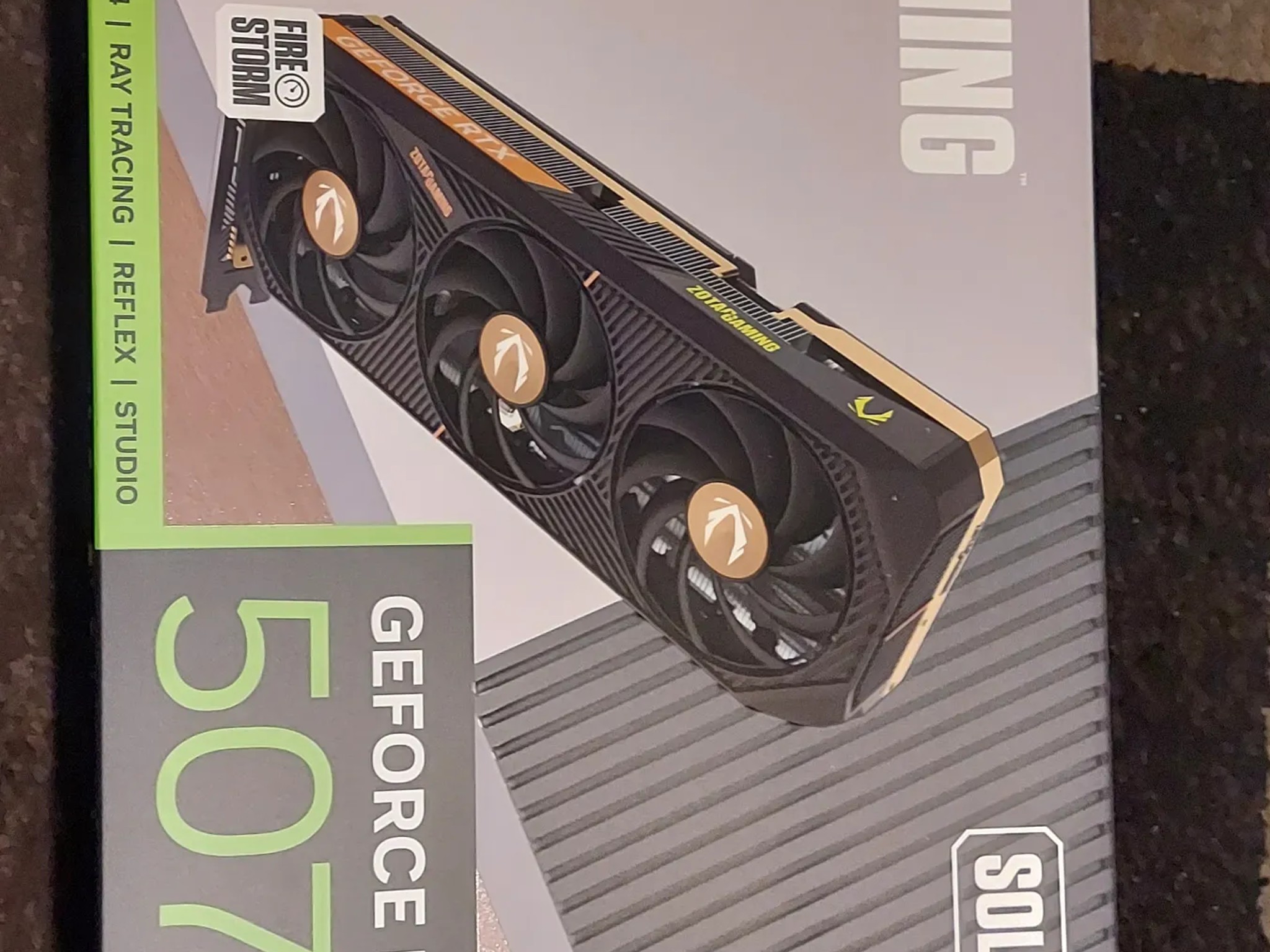9800X3D/RTX 5070TI SUPREME GAMING