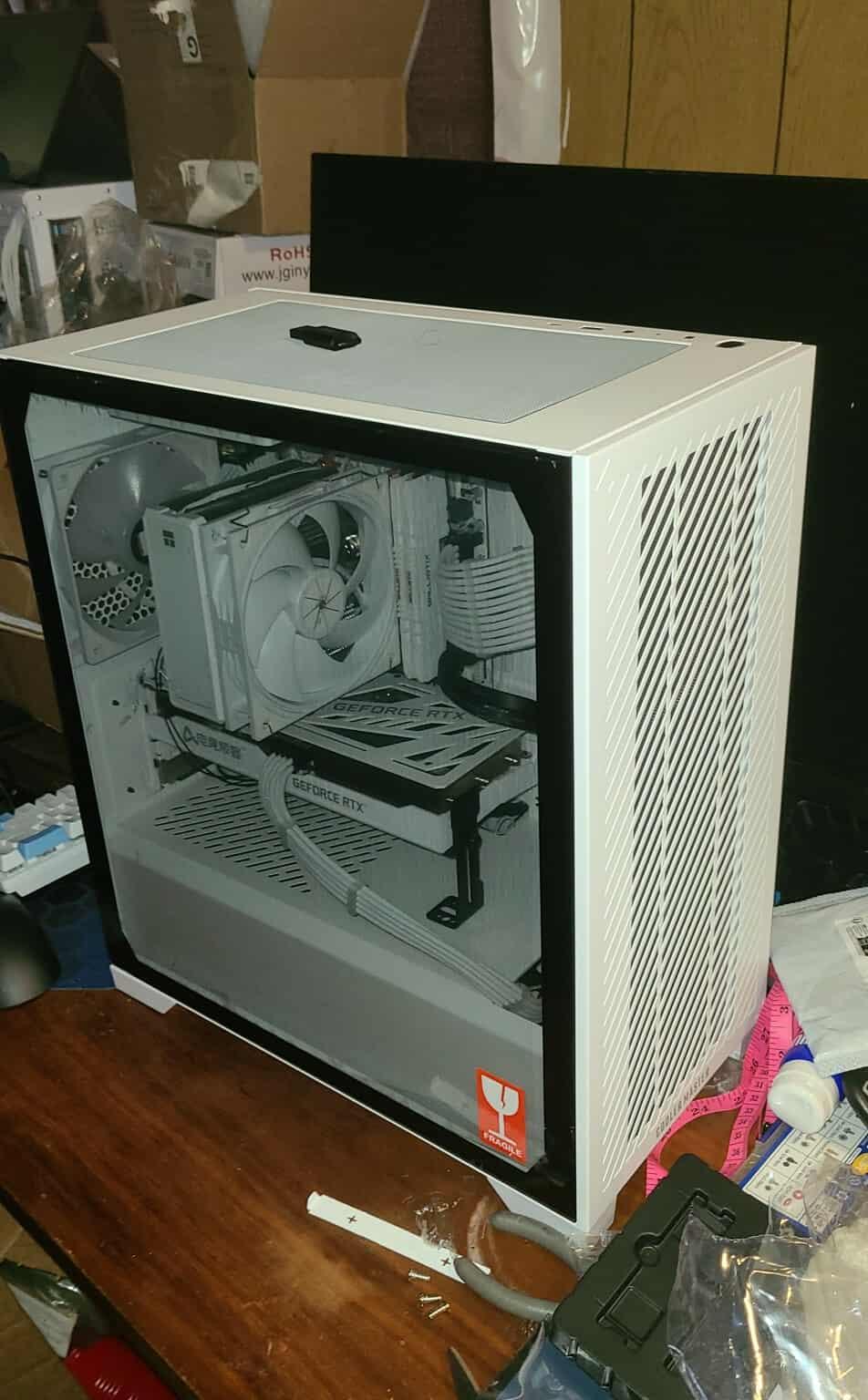Ryzen 5600/b550/rtx 3060 ti white pc