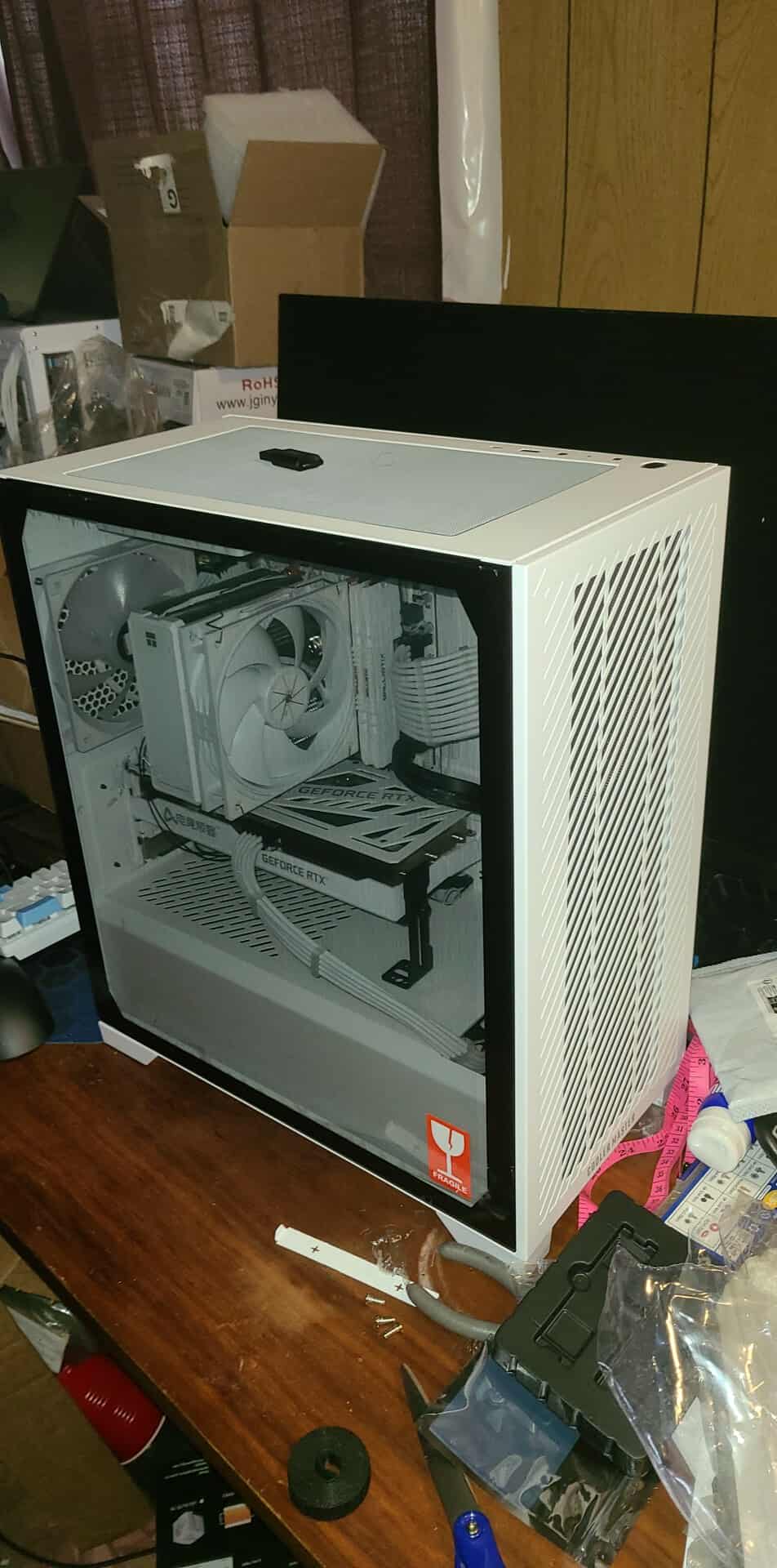 Ryzen 5600/b550/rtx 3060 ti white pc