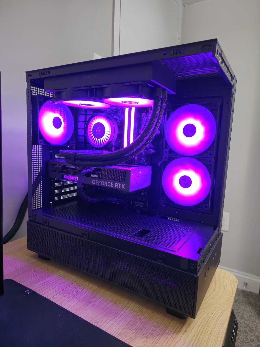 ⬛Onyx⬛ RTX 4070 Super ⬛ Ryzen 7 7700X ⬛ 32GB DDR5-6000 ⬛ 2 TB SSD | Jawa