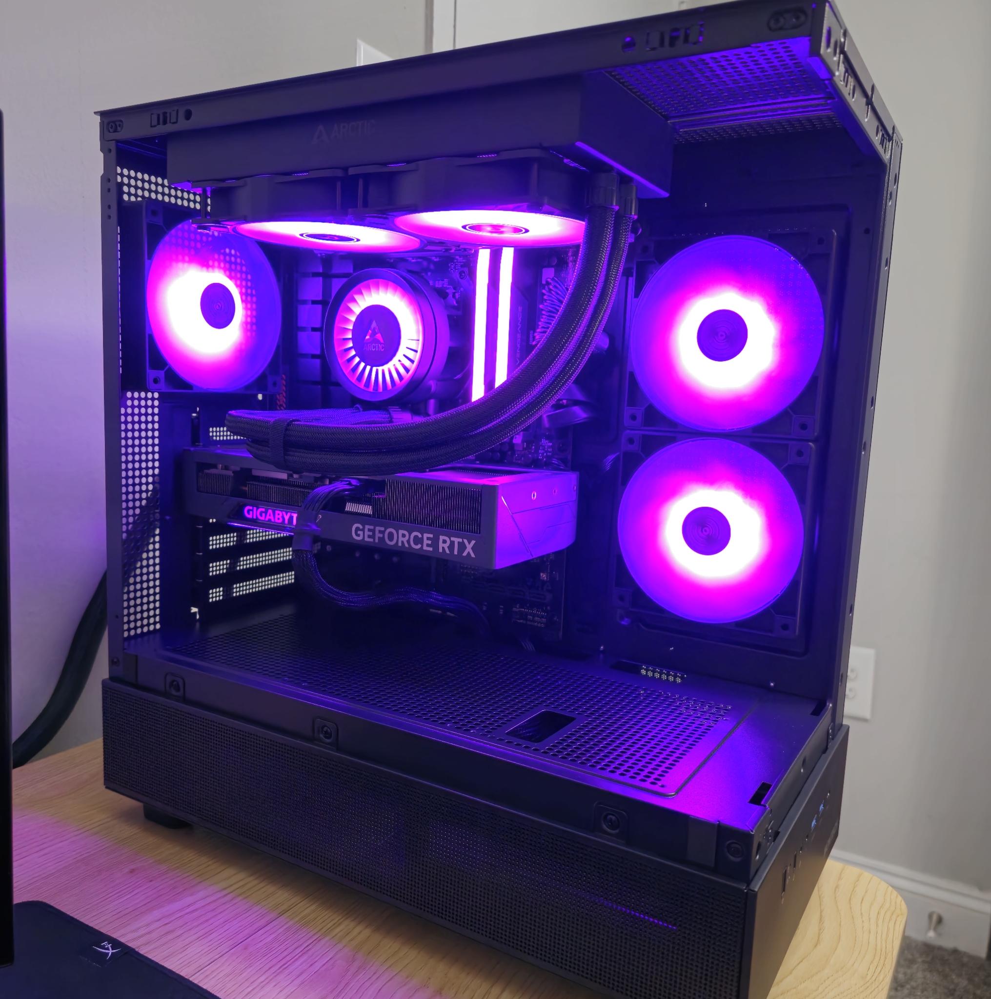 ⬛Onyx⬛ RTX 4070 Super ⬛ Ryzen 7 7700X ⬛ 32GB DDR5-6000 ⬛ 2 TB SSD