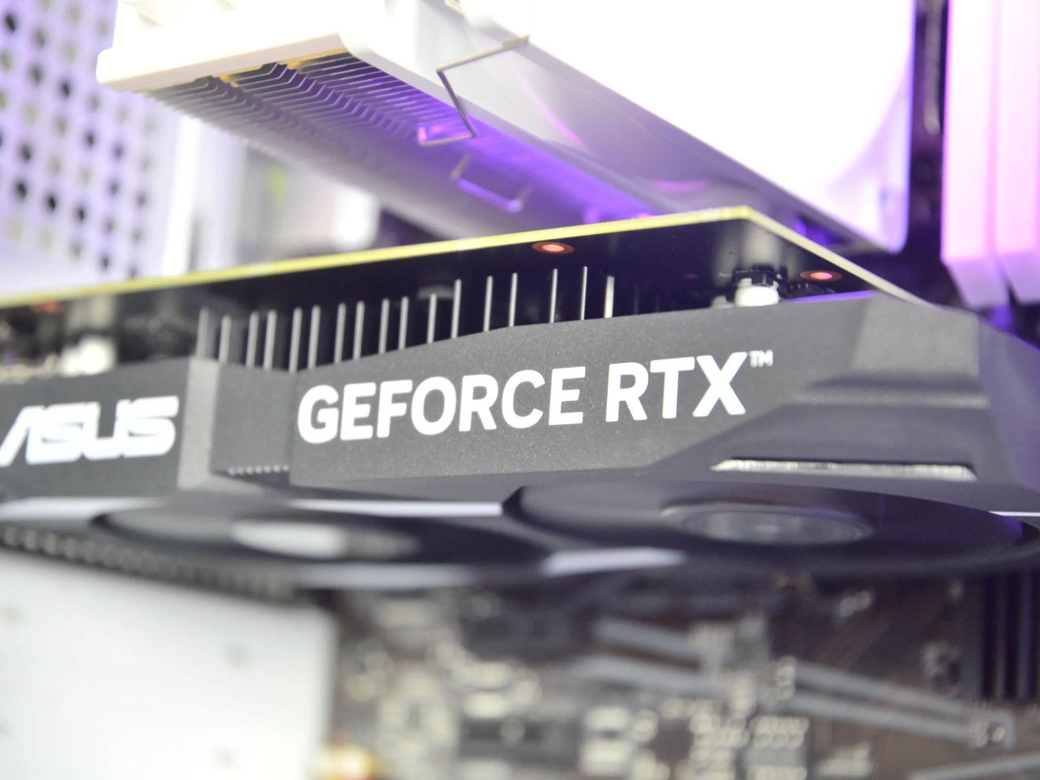 ⬜🟣| RTX 3050 6GB | INTEL i3-10100F | 16GB DDR4 RAM | 1TB NVME SSD | Royal Box |