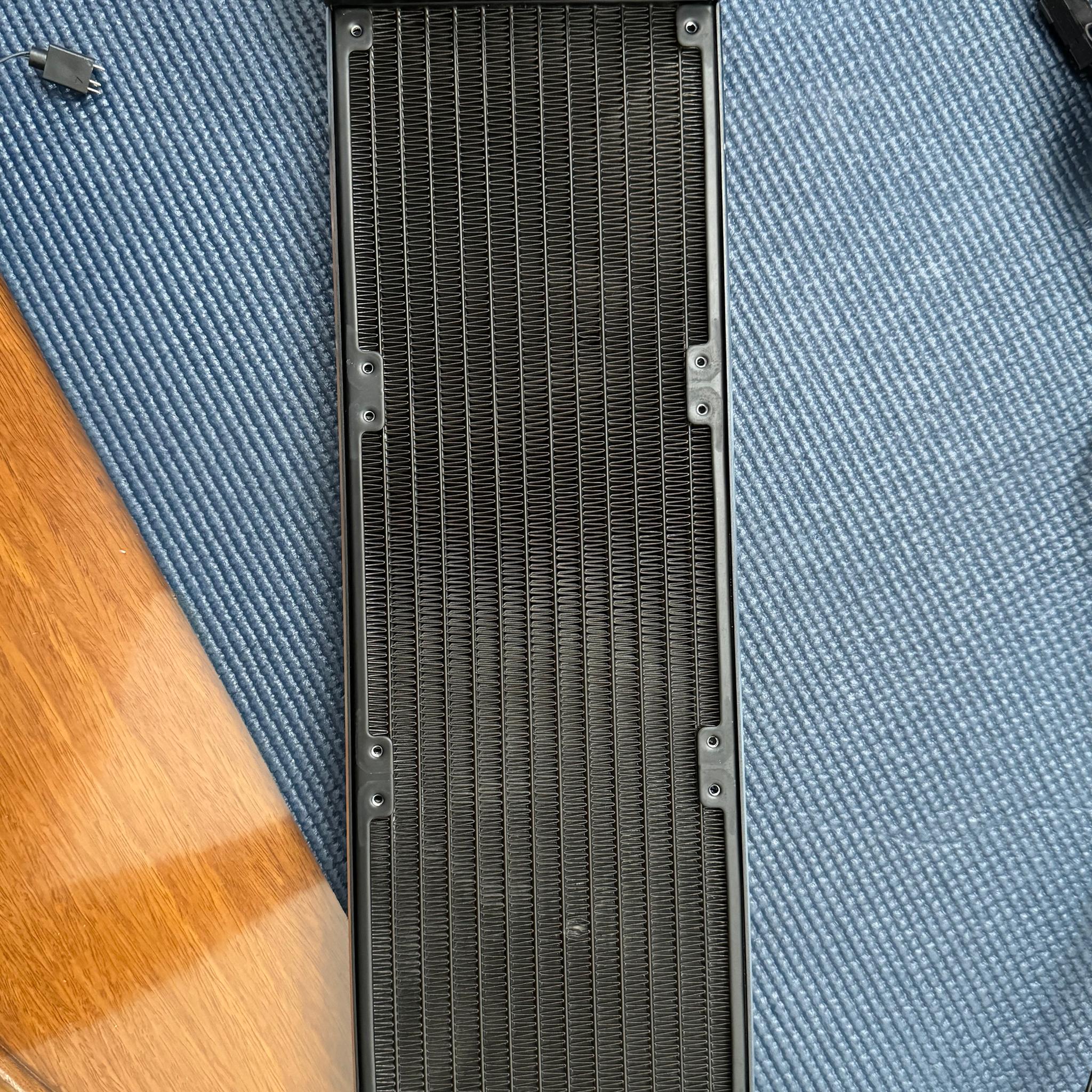 EK Nucleus AIO CR360 Lux D-RGB