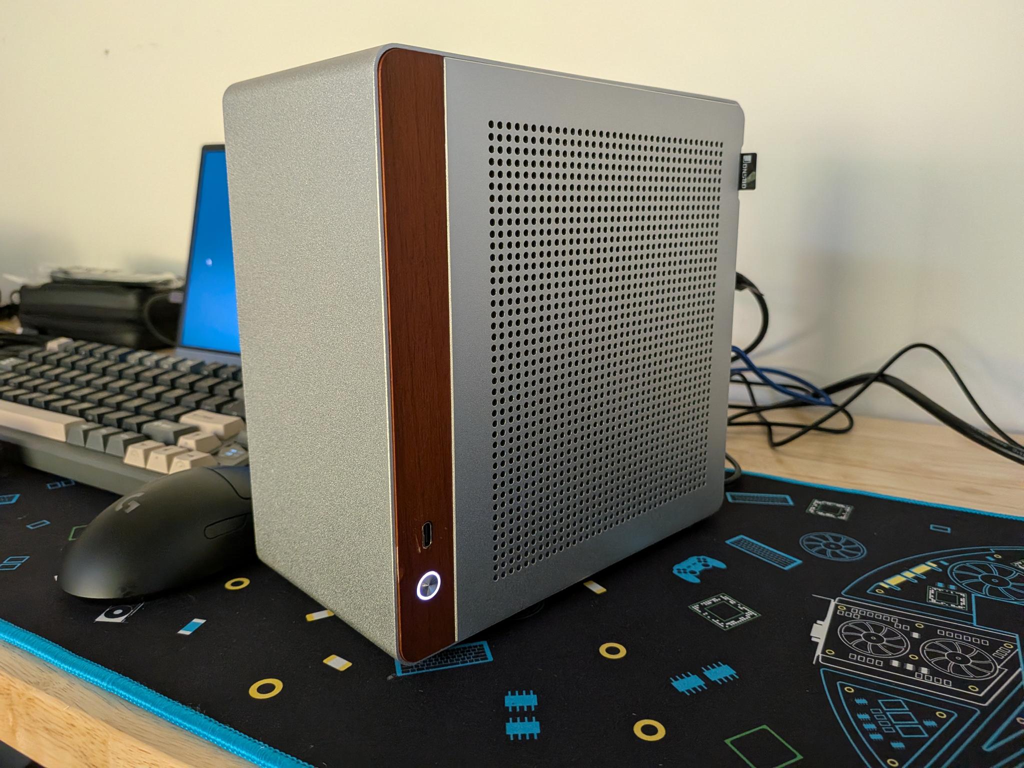 1080p Hitchhiker - RTX 5060, Ryzen 5 5500, 16 GB DDR4, 1 TB NVME, Low Profile