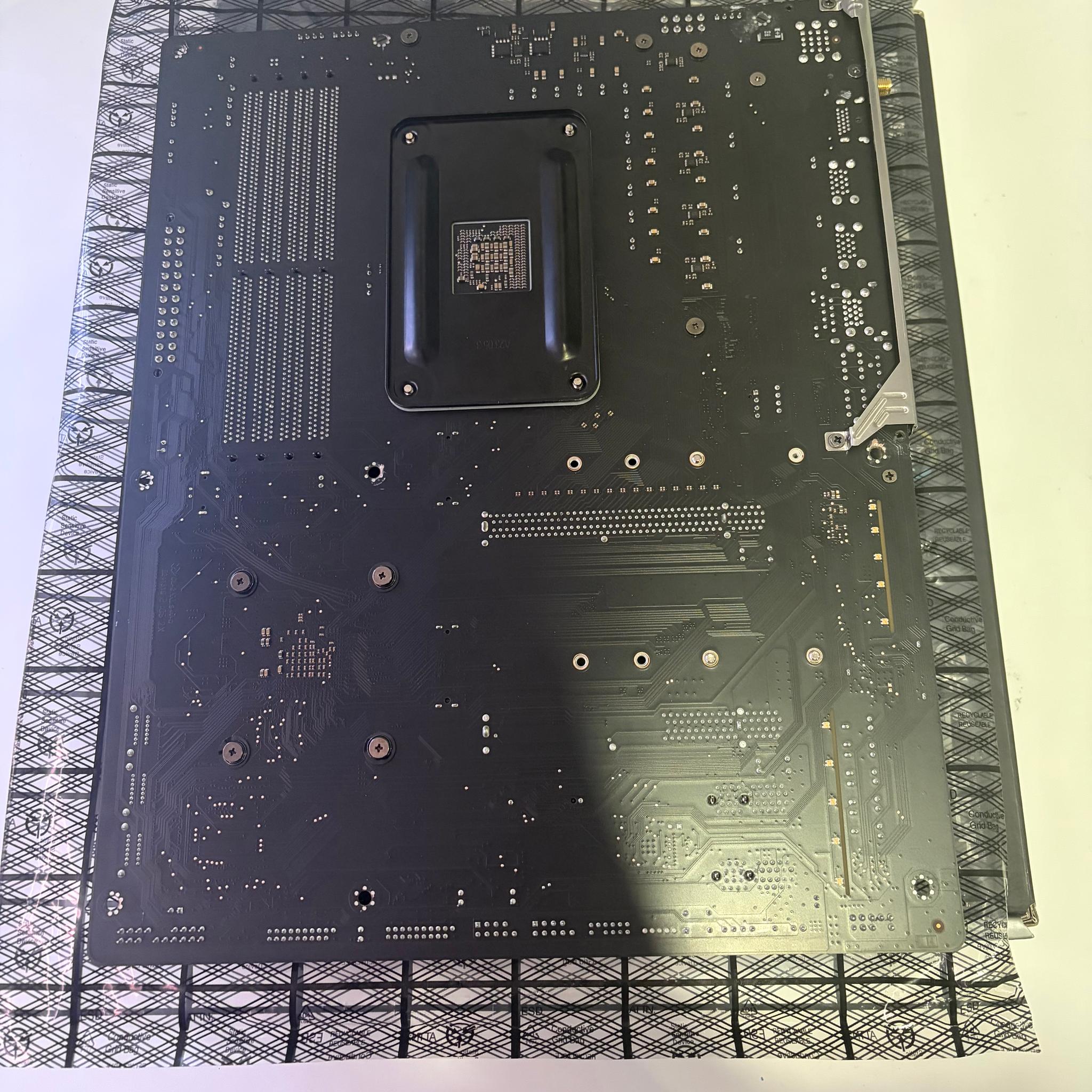GIGABYTE X570 Aorus Elite AM4 ATX AMD Motherboard