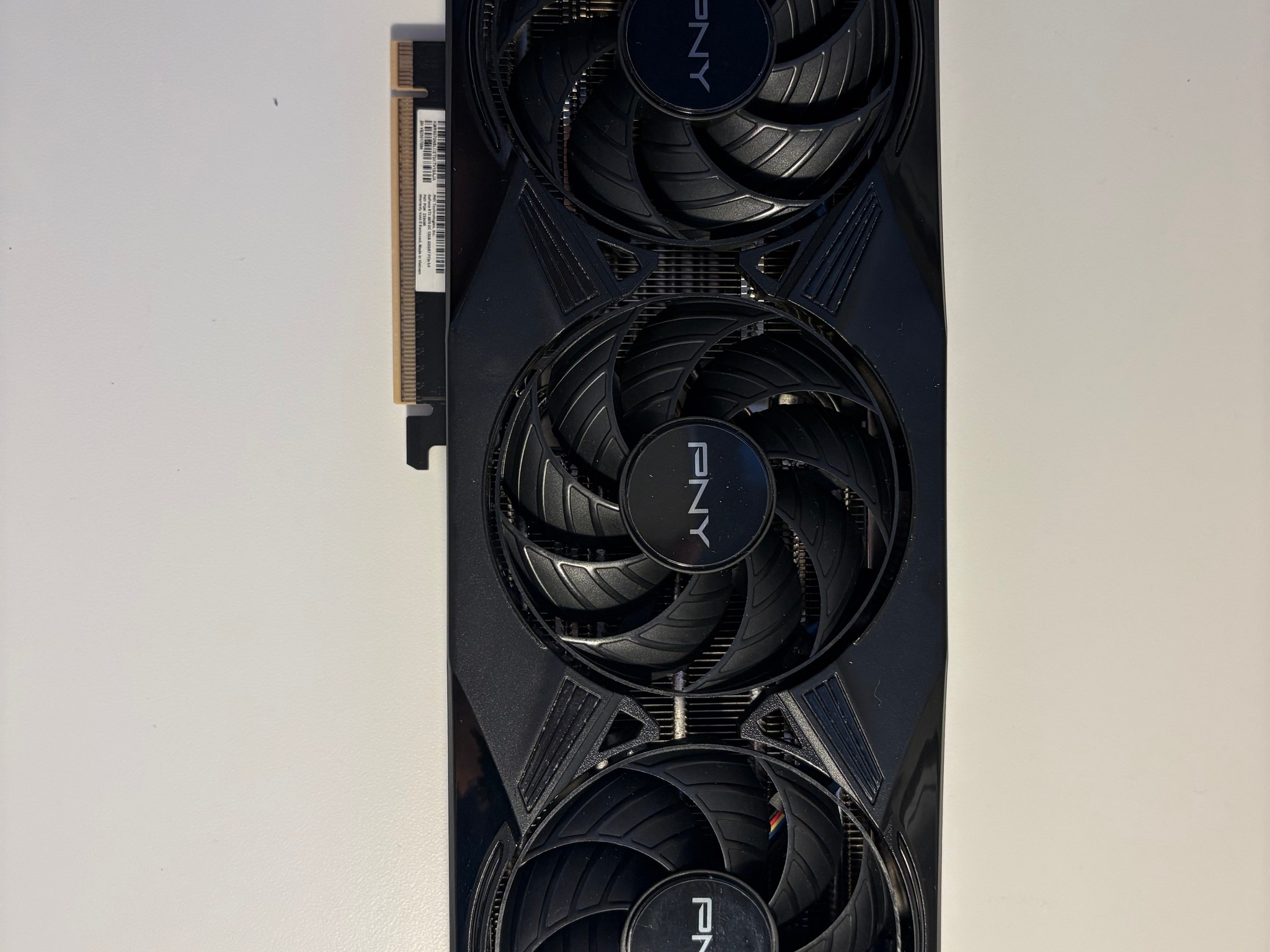 PNY GeForce RTX 5070 Overclocked Triple Fan