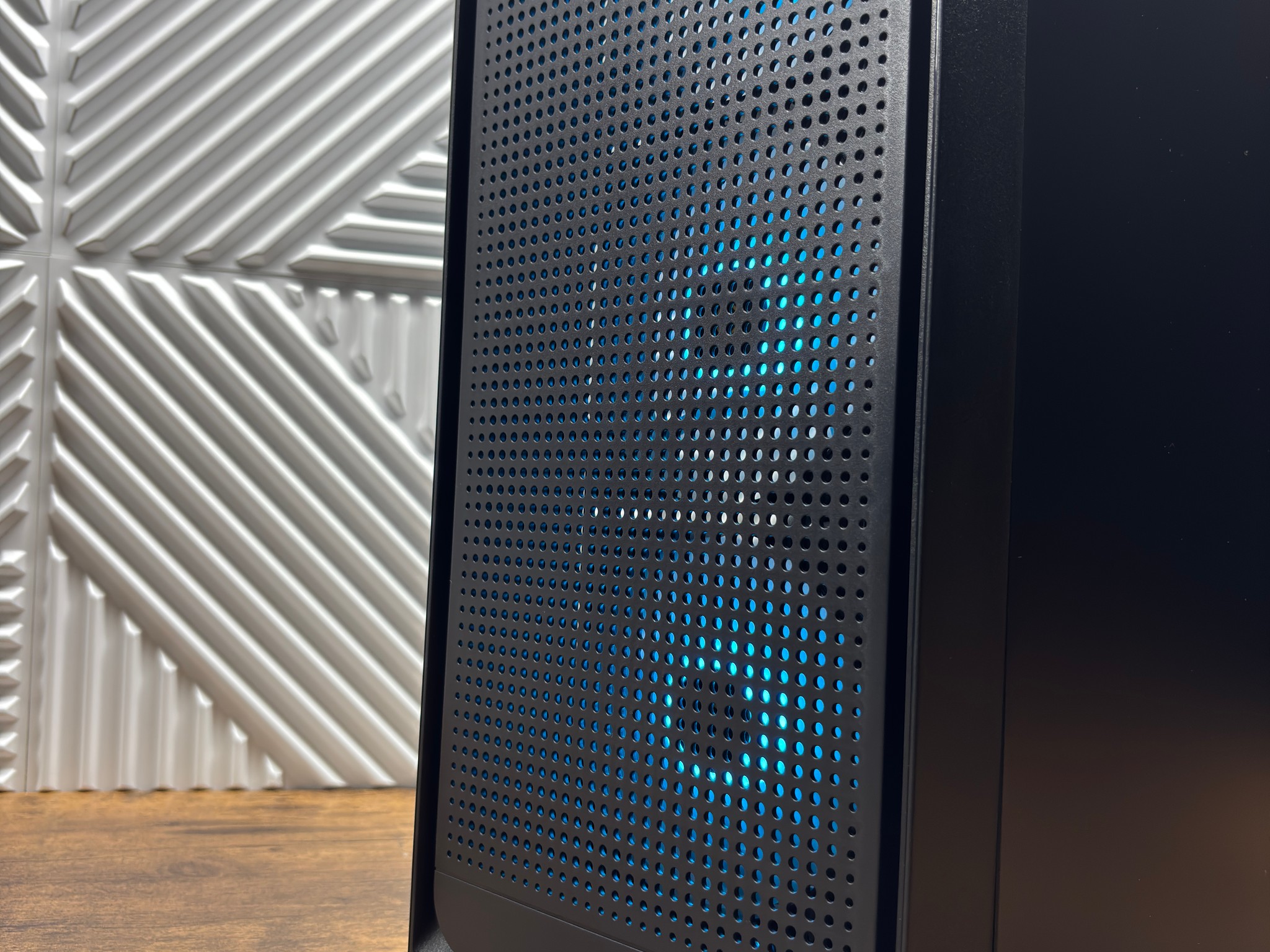 Intel i5-9600K + RX 570 8GB Gaming PC | 16GB RAM | RGB | 740GB Storage SSD + HDD