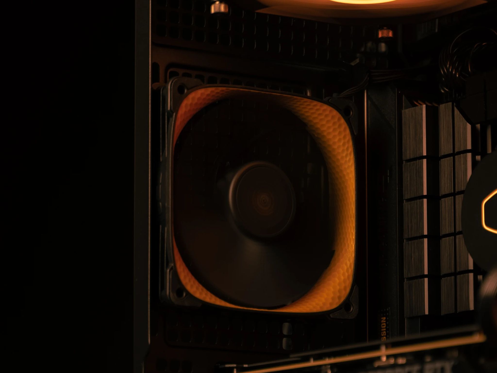 “Psyllobora” RTX 4070 Ti Super i7 13700F 32GB Windows 11 Pro 2TB Workstation Gaming PC
