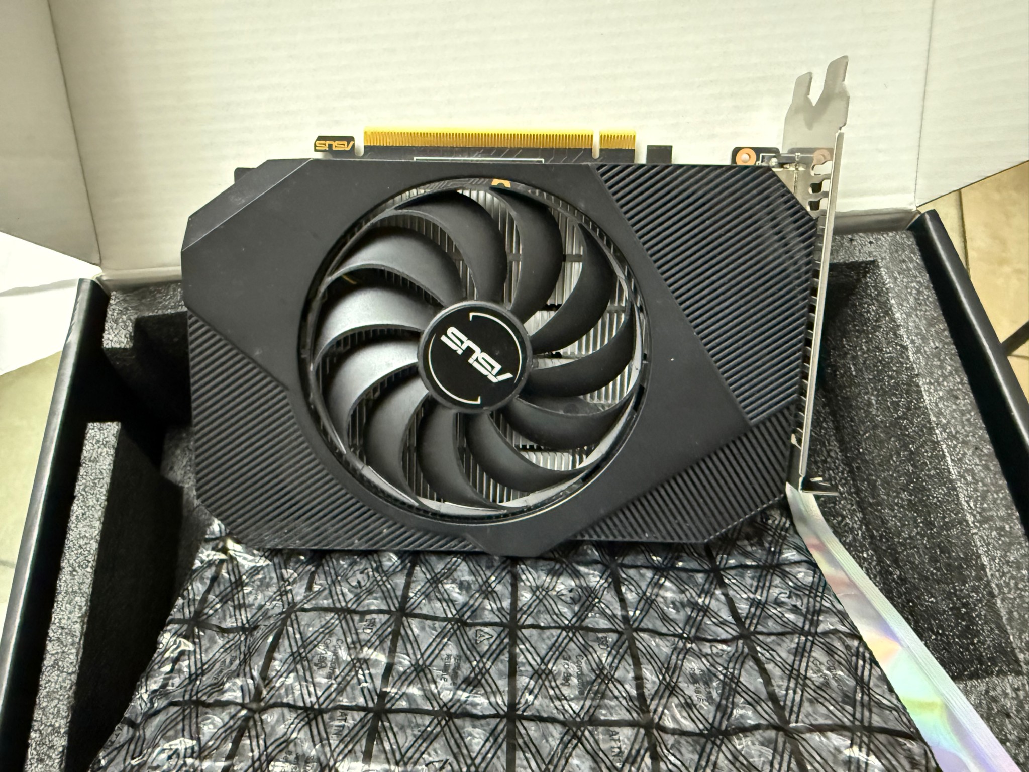 ASUS Phoenix NVIDIA GeForce GTX 1650 Gaming Graphics Card (PCIe 3.0, 4GB GDDR6 Memory, HDMI 2.0