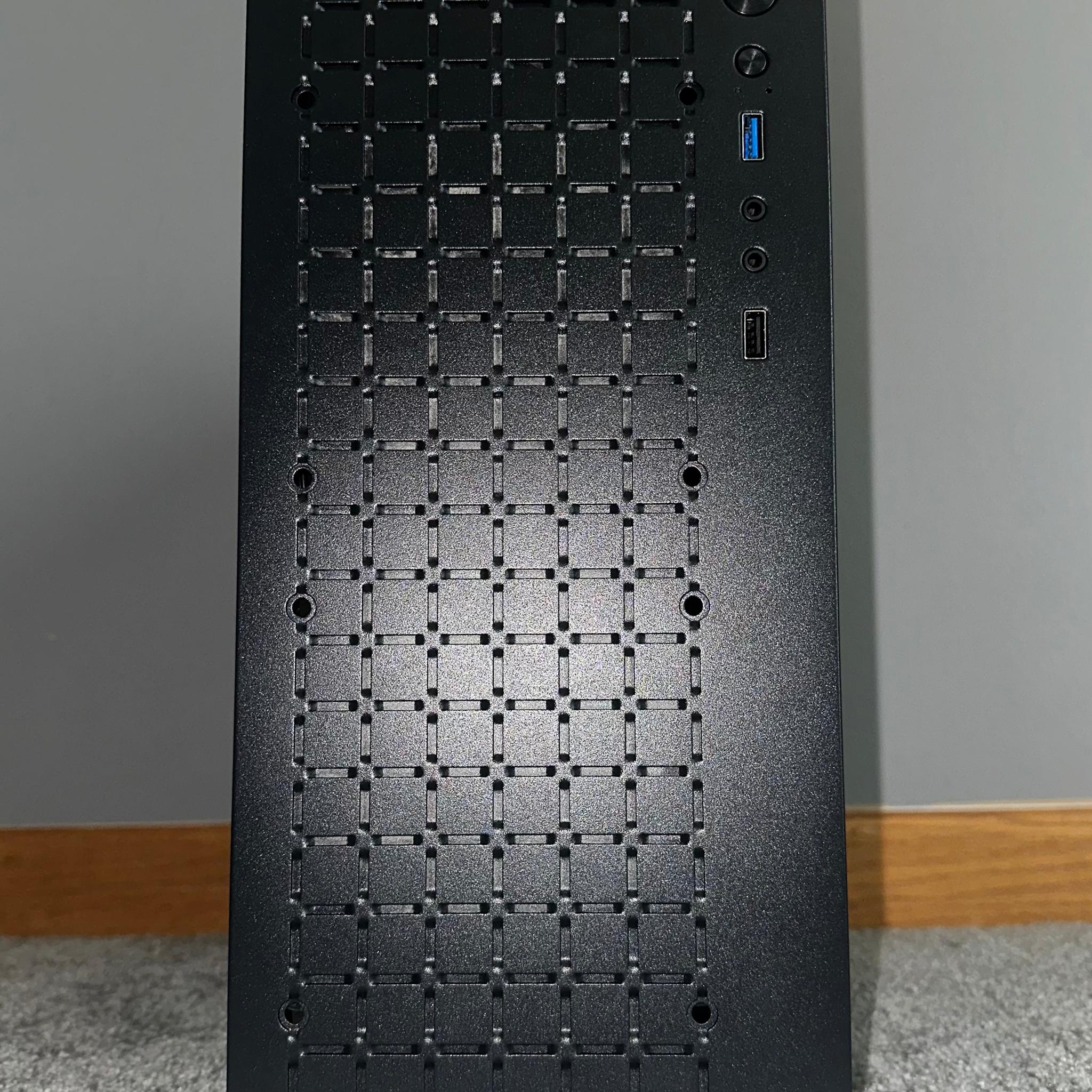 Budget Intel i5-8400 Gaming PC (RX 580)