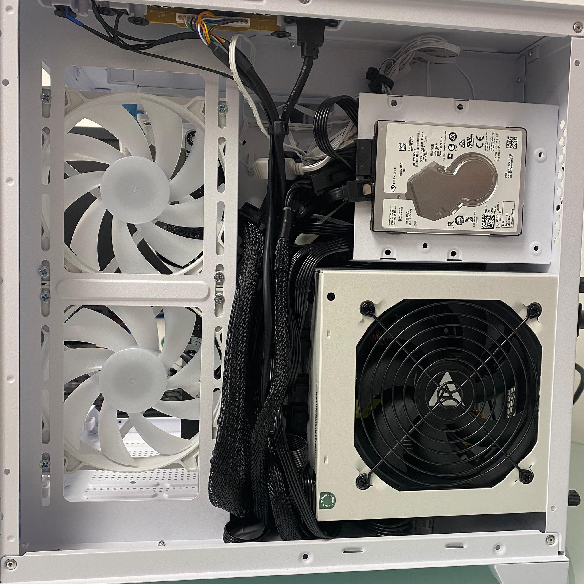 🚀 Value MicroATX Gaming PC -i3 12100F / 16GB /512 GB / RX 5600