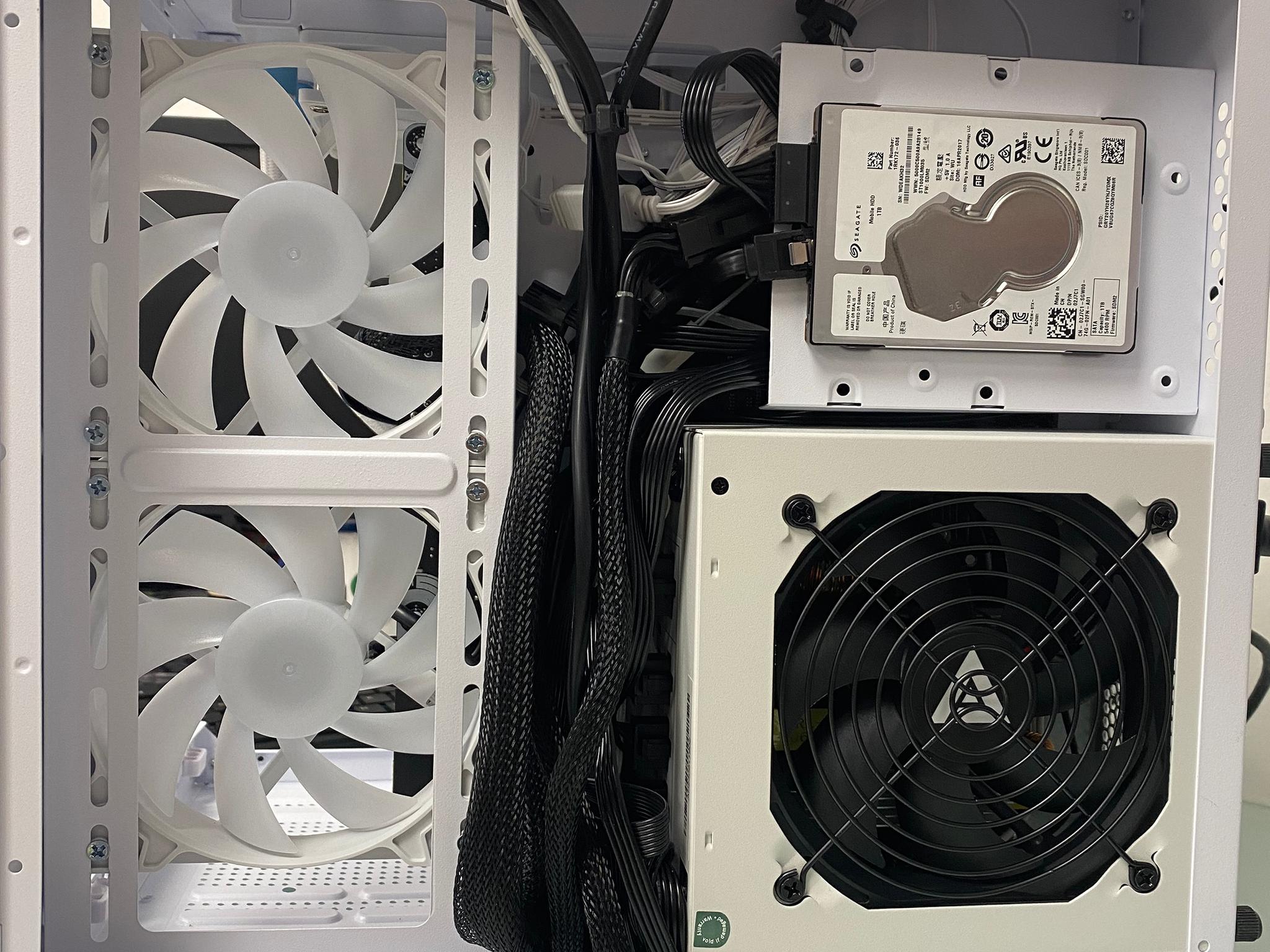 🚀 Value MicroATX Gaming PC -i3 12100F / 16GB /512 GB / RX 5600