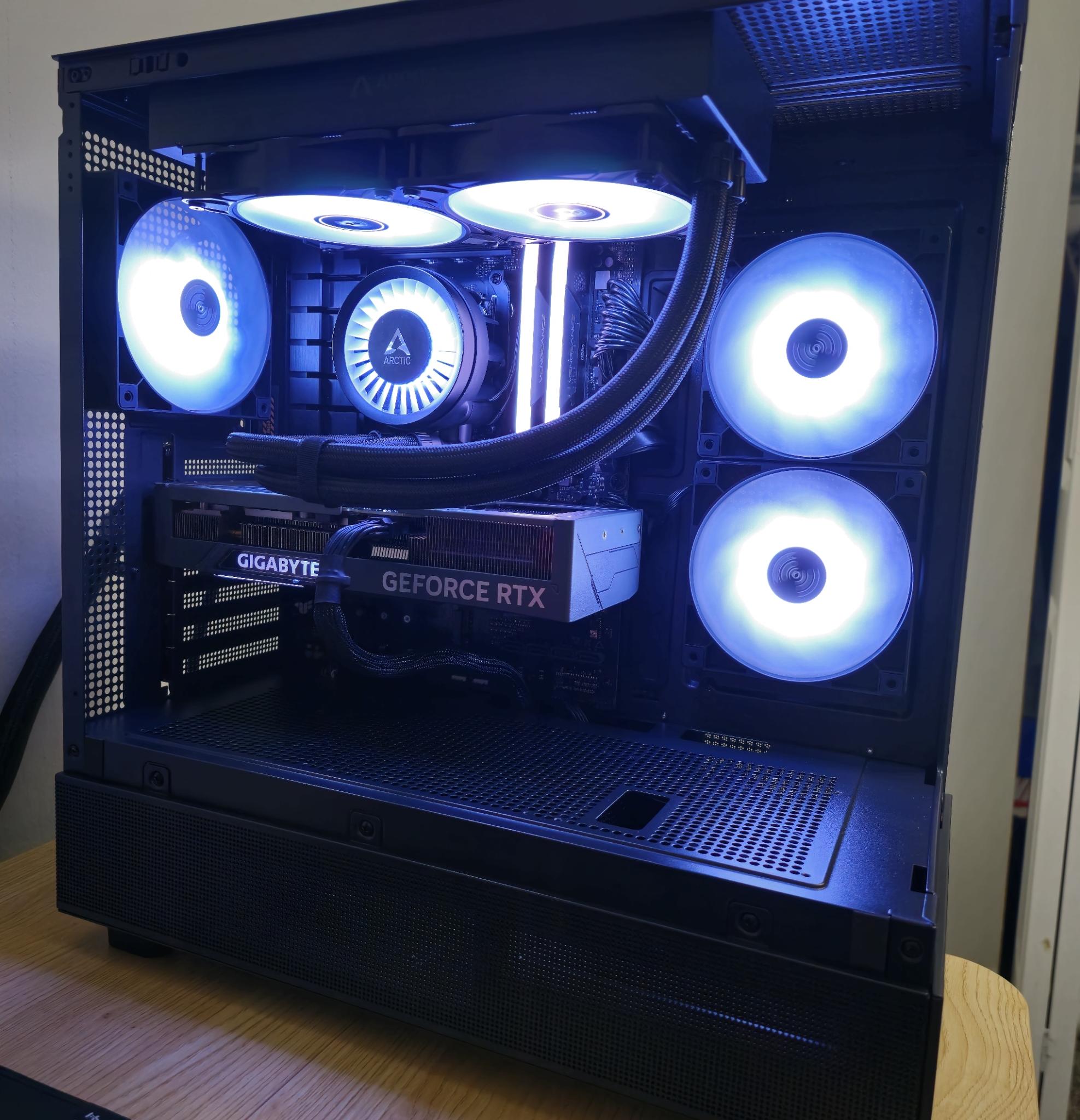 ⬛Onyx⬛ RTX 4070 Super ⬛ Ryzen 7 7700X ⬛ 32GB DDR5-6000 ⬛ 2 TB SSD
