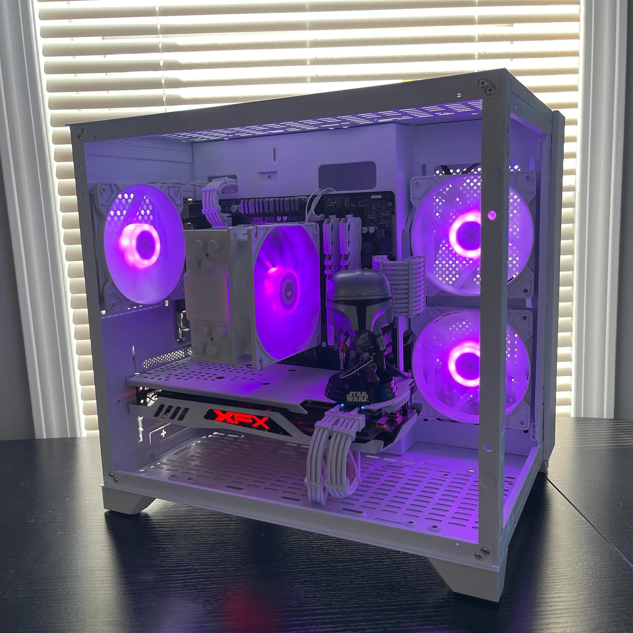 ⭐Mandalorian✨ RX 580 |  Ryzen 3 2200G | 1TB NVME | 16GB RAM
