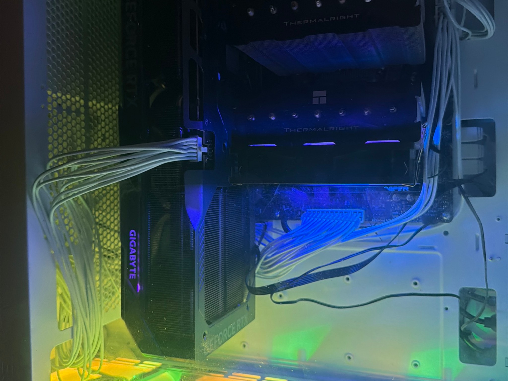 GeForce RTX 5080 Custom Gaming PC - Ryzen 7 9800X3D, 32GB RAM, 2TB SSD